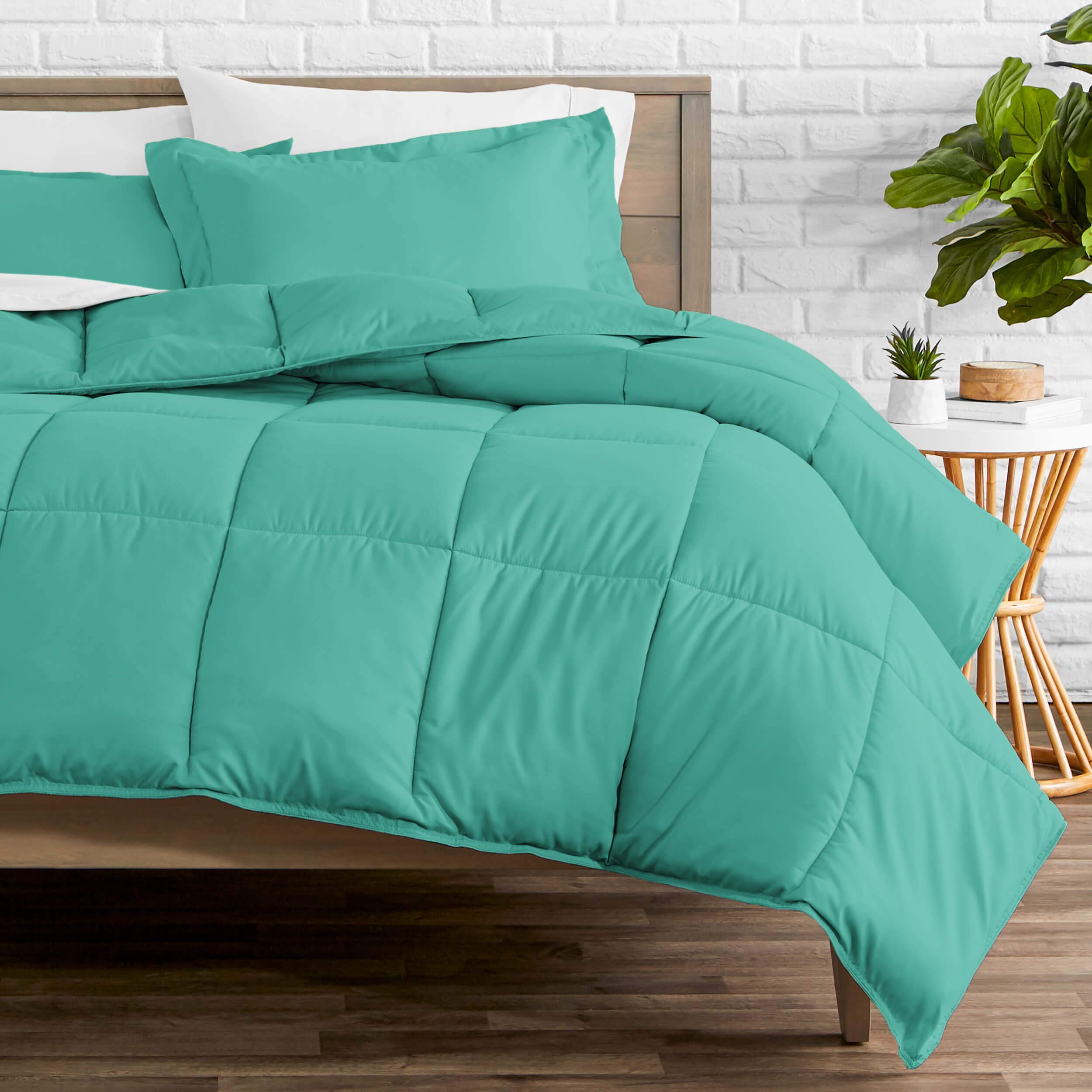 Premium 1800 Series Ultra-Soft All Season Down Alternative Comforter Set - Twin/Twin XL Aqua Blue - Box Stitched Design for Year-Round Comfort - Perfect for Bedrooms, Guest Rooms & Dorm Rooms