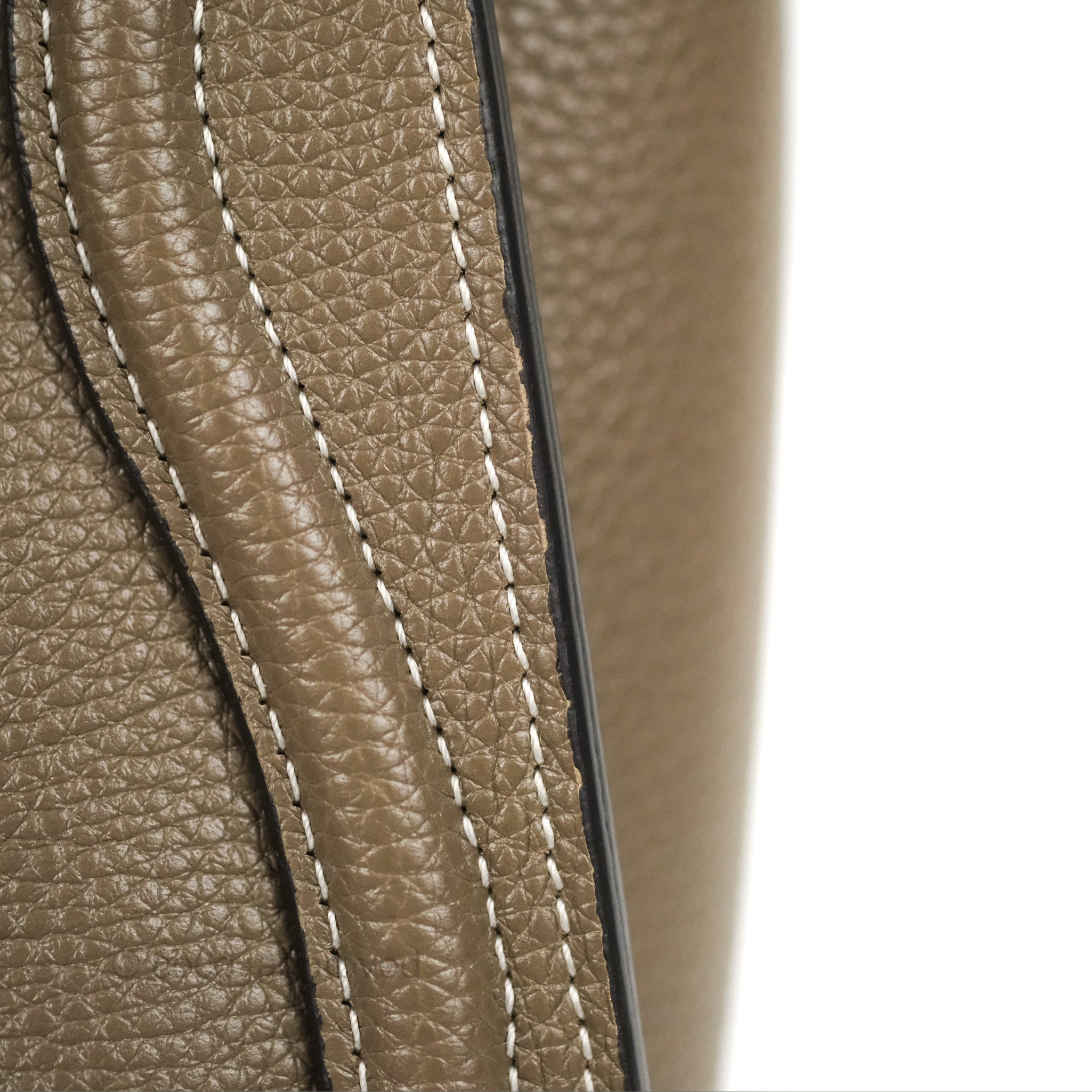 Celine Nano Luggage Bag in Souris Drummed Calfskin Leather - Luxury Crossbody Purse for Women, Perfect for Work, Travel & Everyday Use