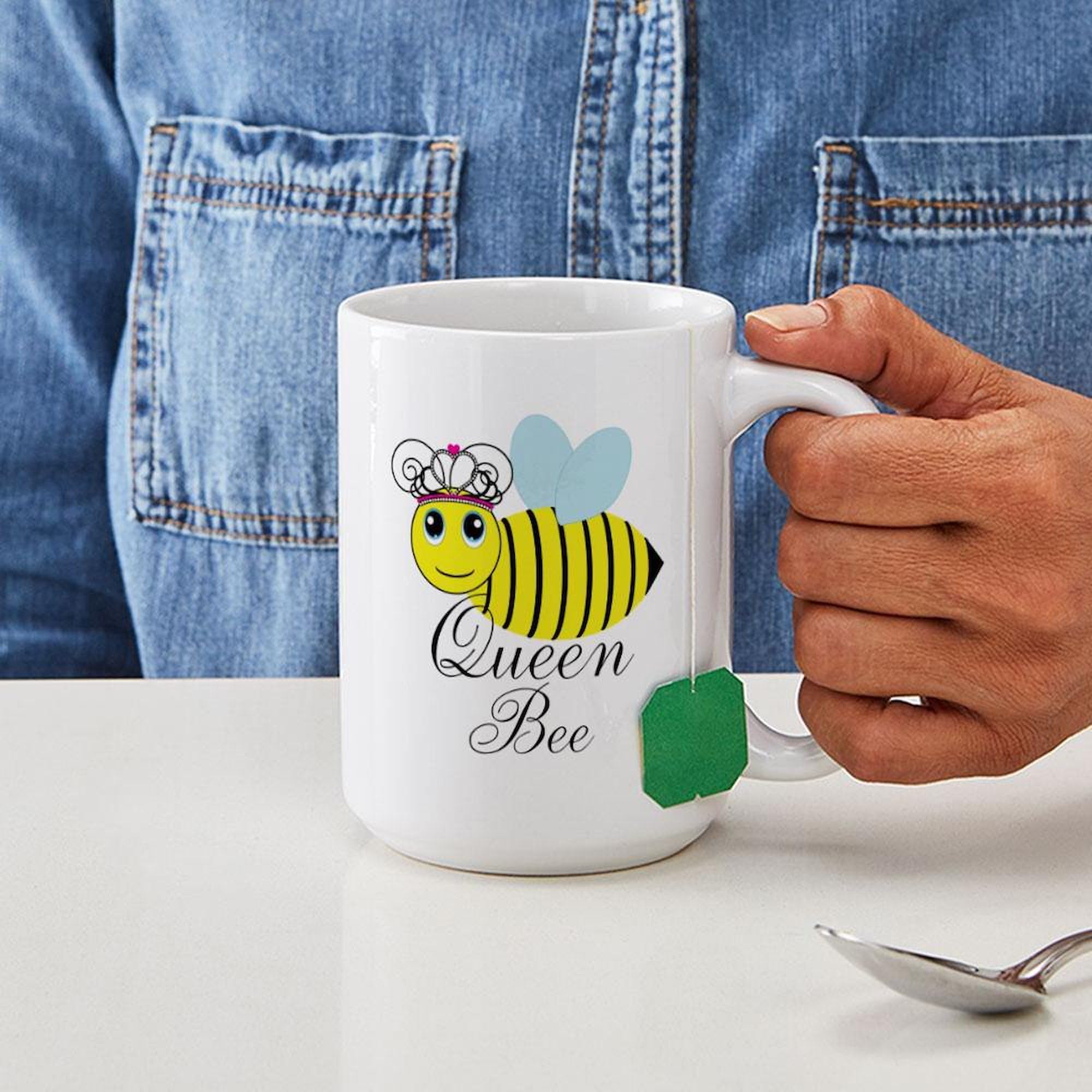 Queen Bee Ceramic Coffee Mug 15 oz (444 ml) - Funny & Unique Gift for Tea & Coffee Lovers - Perfect for Office, Home, or Gifts