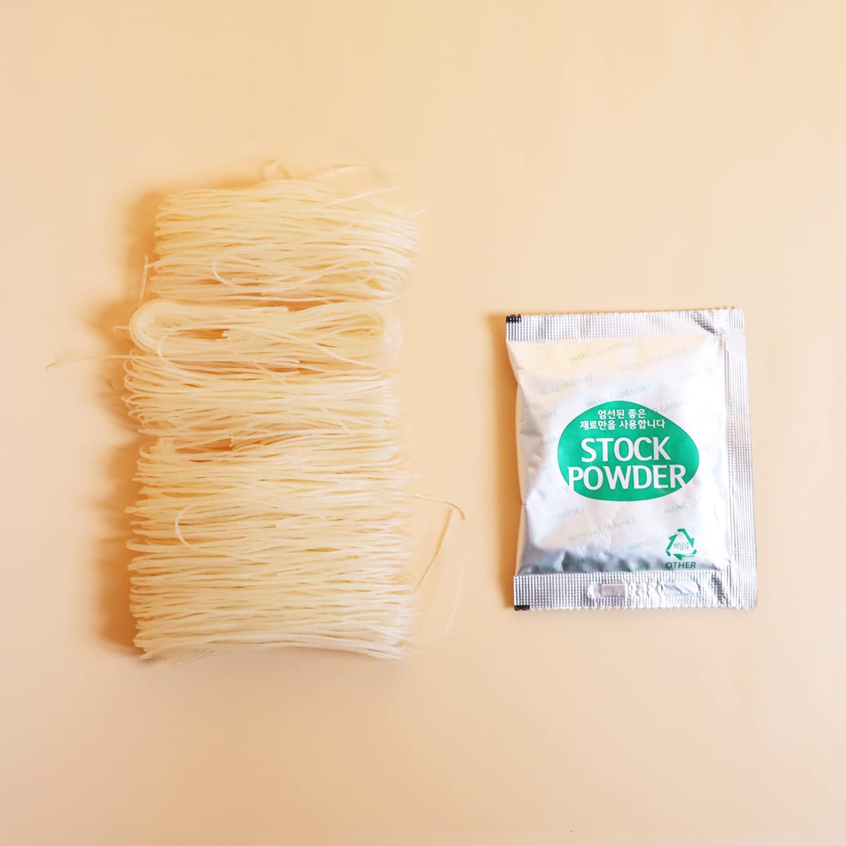 Premium Wang Rice Noodle Soup - Authentic Korean Gomtang Flavor (6-Pack) | Instant Noodle Meal for Quick Lunch, Office Snack & Asian Food Lovers
