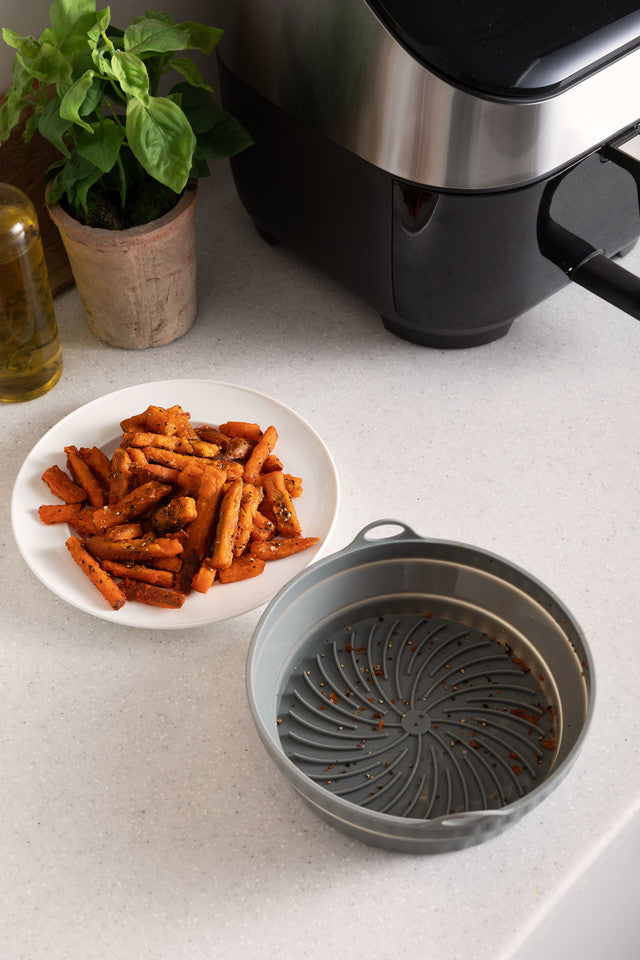 Non-Stick Collapsible Silicone Air Fryer Basket Liner - Round Shape for Easy Storage - Perfect for Philips, Ninja, Cosori & More - Ideal for Frying, Baking & Roasting Healthy Meals