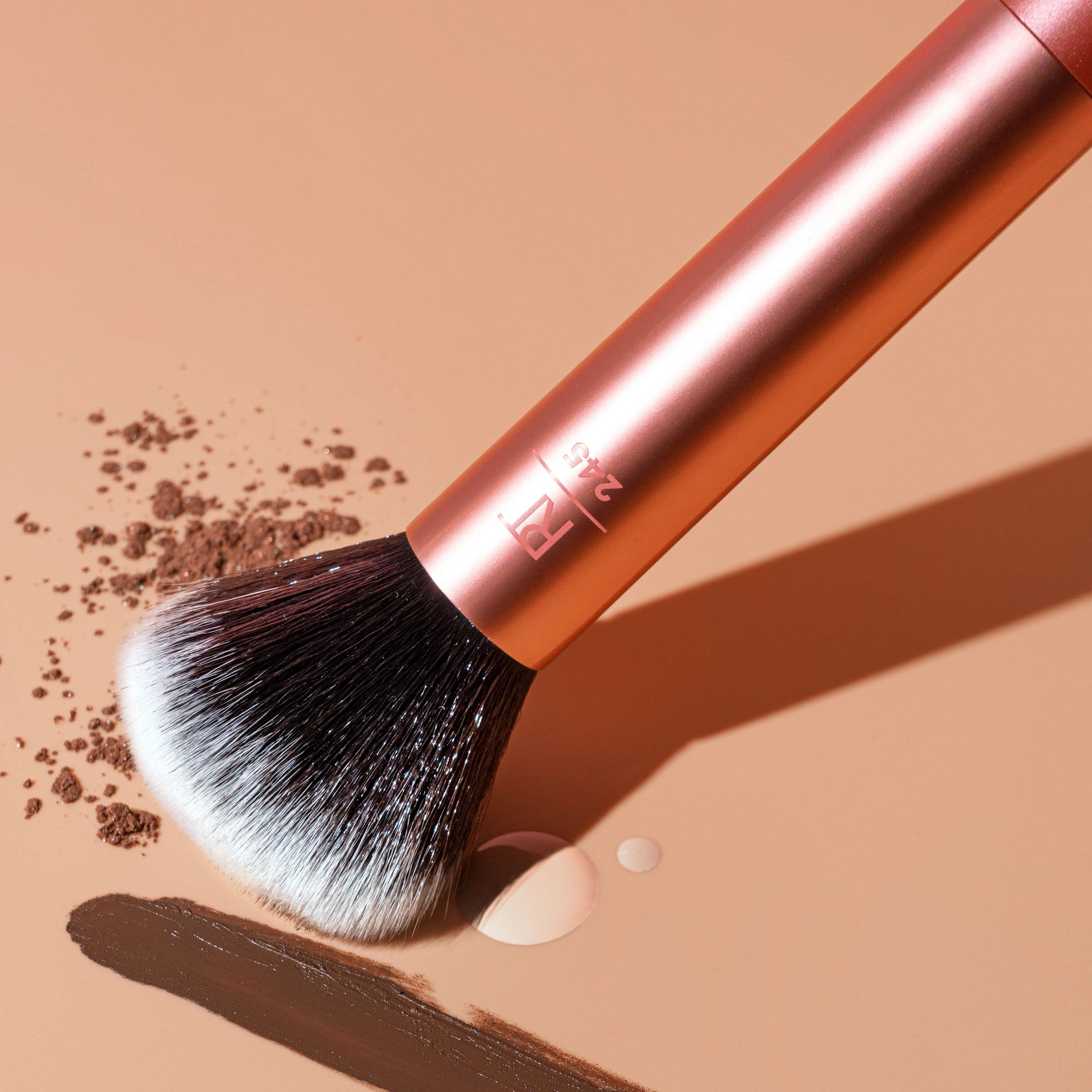 Real Techniques Everything Face Makeup Brush - Flawless Finish & Streak Free Application for Foundation & Powder | Soft Fluffy Cruelty-Free Face Brush (1 Count, Orange) | Perfect for Daily Makeup & Professional Looks