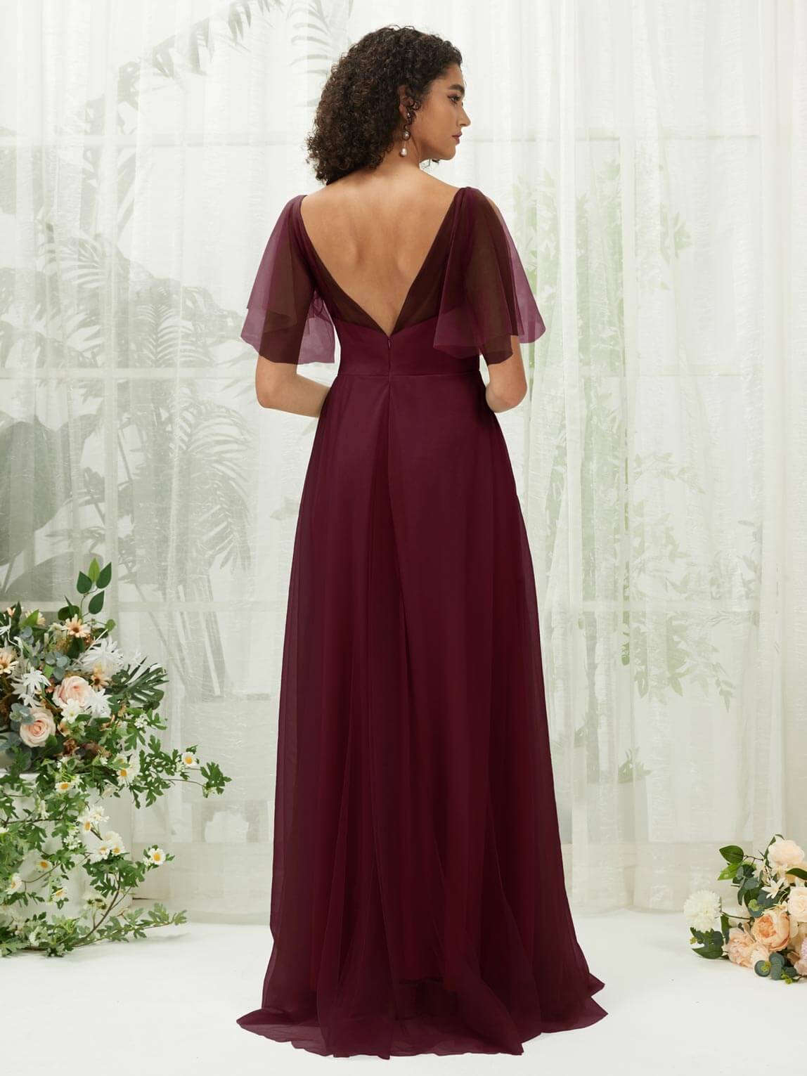 Burgundy Tulle Sweetheart Neckline Ruffle Sleeve Maxi Bridesmaid Dress with Pockets - Elegant Formal Gown for Weddings, Prom, Evening Parties and Special Occasions