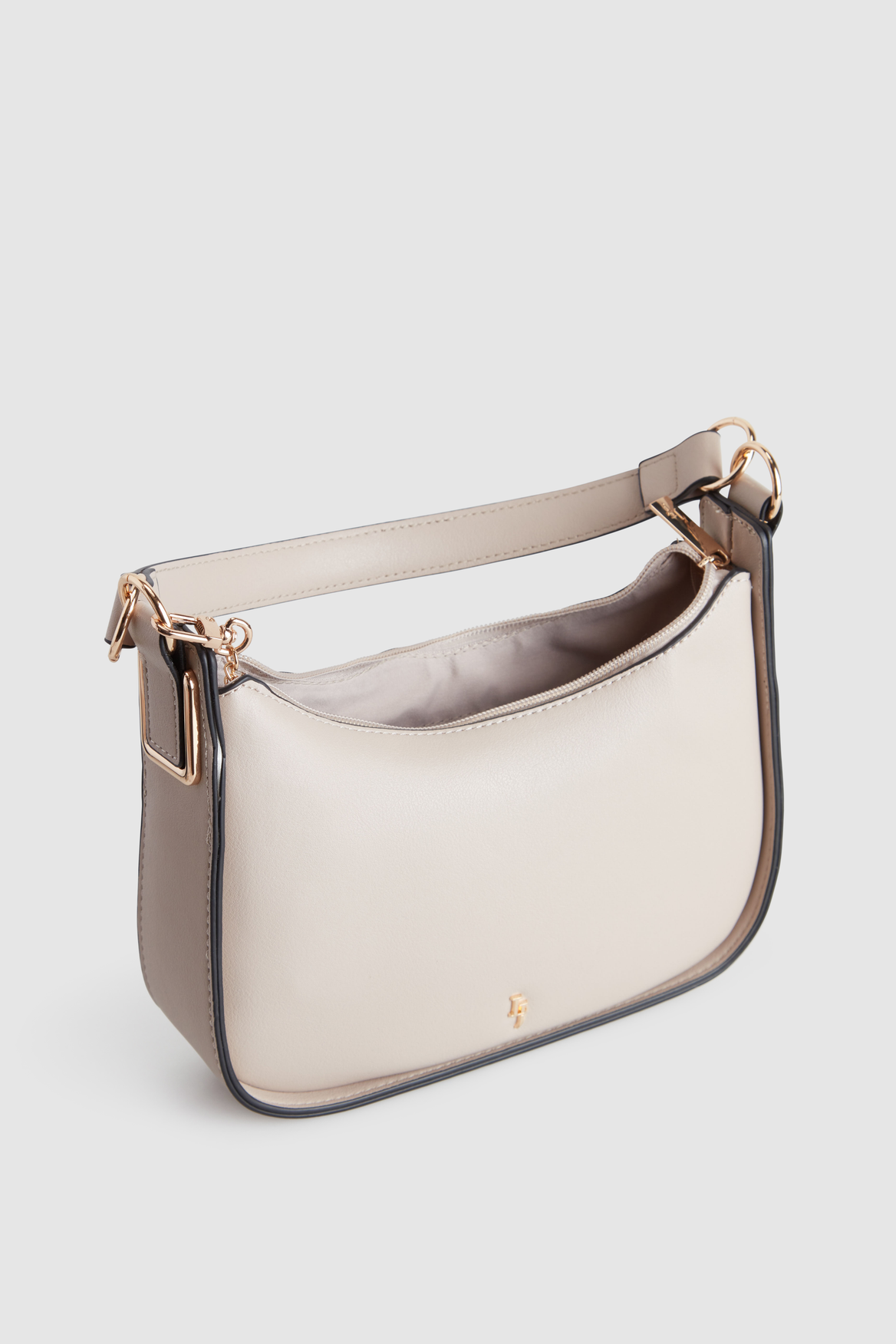 Stylish Charm Shoulder Bag for Women - Trendy Crossbody Purse with Adjustable Strap, Perfect for Daily Use, Travel, and Shopping