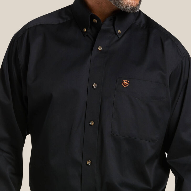Premium Solid Twill Classic Fit Men's Dress Shirt - Business Casual & Formal Wear for Office, Wedding & Special Occasions