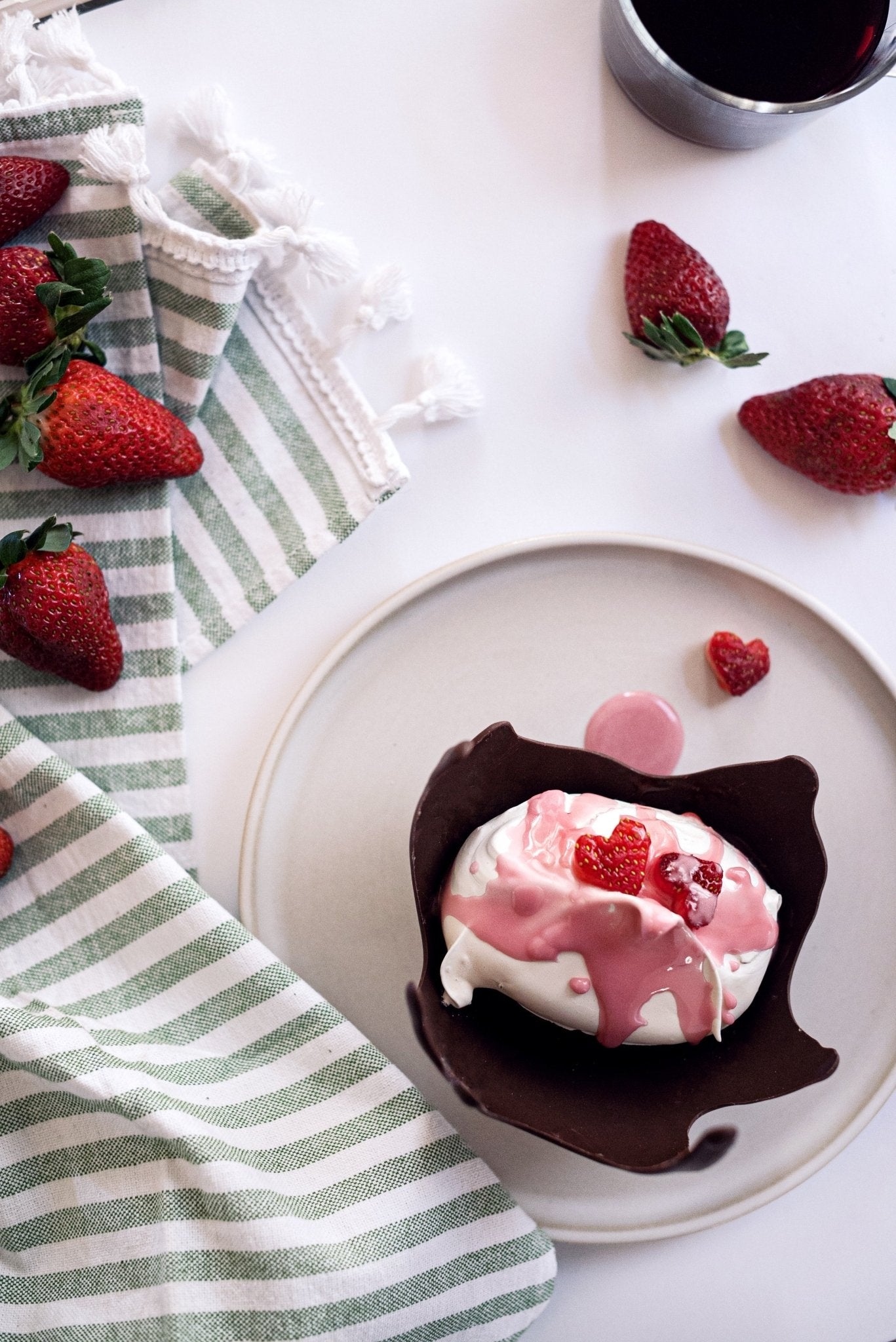 Premium Strawberry Ice Cream Fragrance Oil for Candles, Soap & Diffusers - Sweet Summer Scent for Home & Spa Relaxation