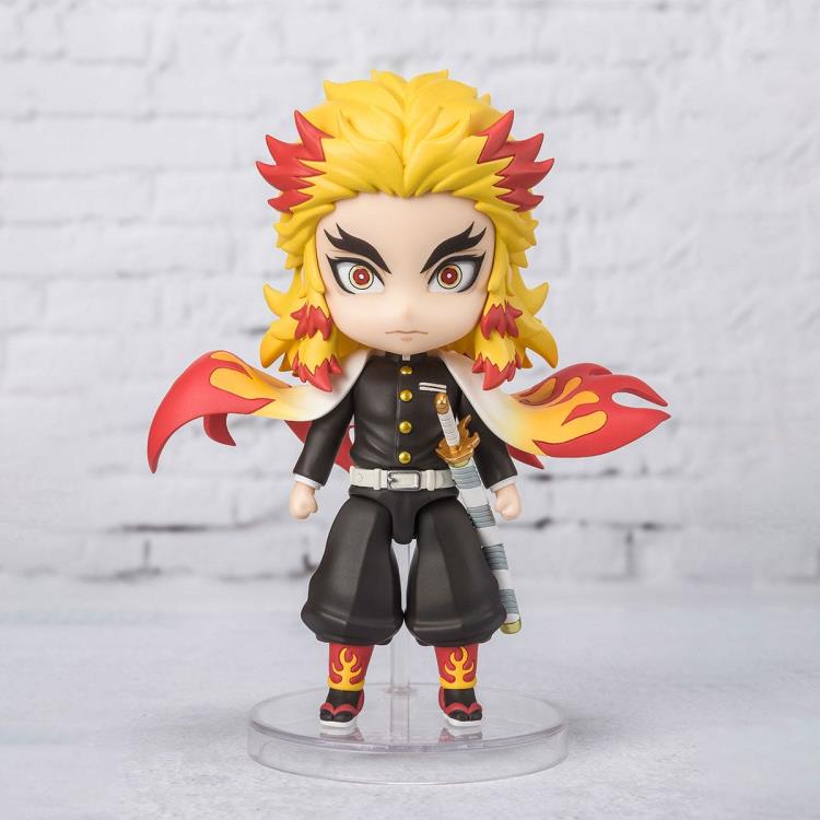 Bandai Figuarts Mini #057 Demon Slayer Kimetsu no Yaiba Kyojuro Rengoku Action Figure - Flame Breathing Version - Collectible Anime Toy for Display & Cosplay