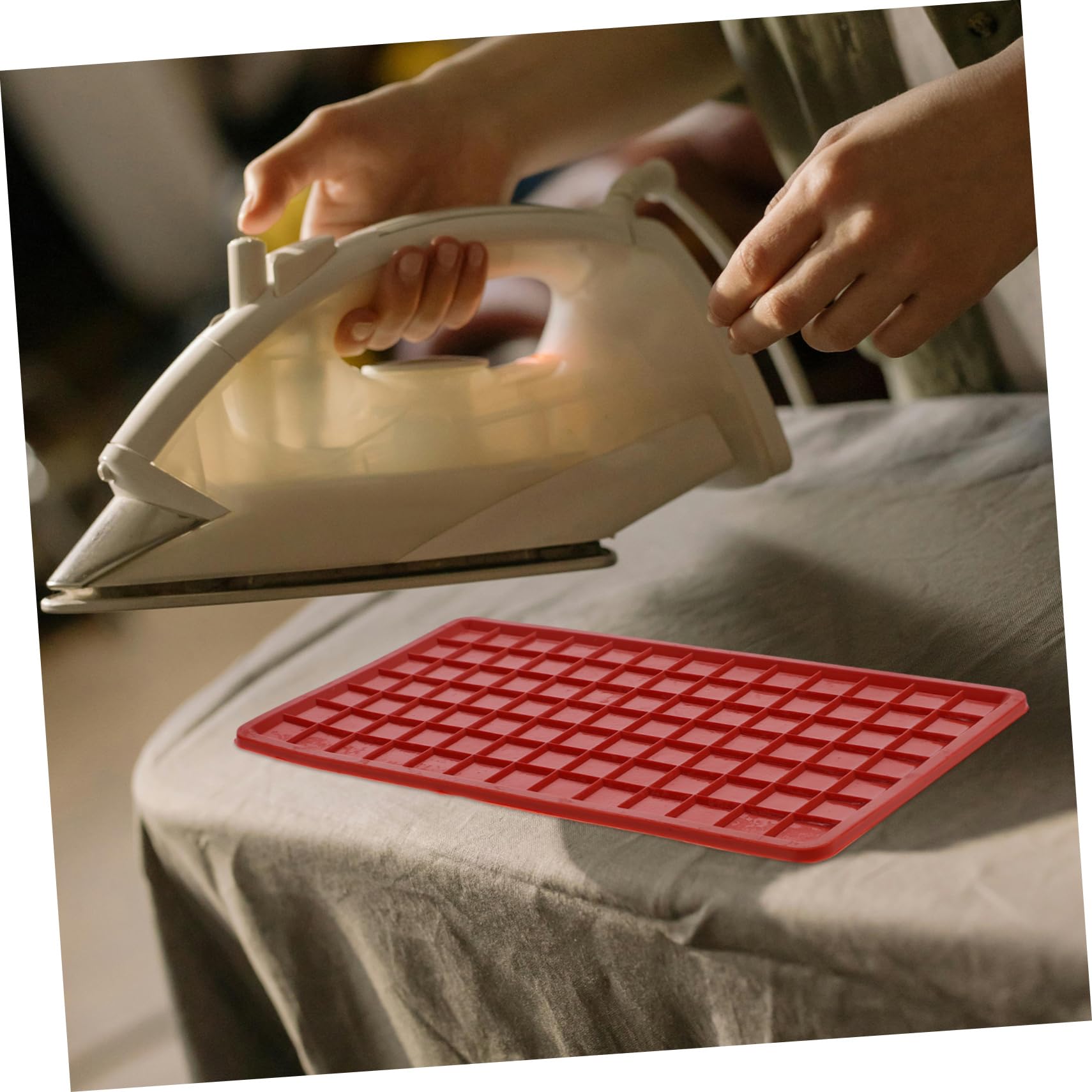 HOMSFOU Ironing Board Mat - Heat Resistant Ironing Pad with Protective Cover for Smooth Ironing - Perfect for Home, Laundry Room, and Travel Use
