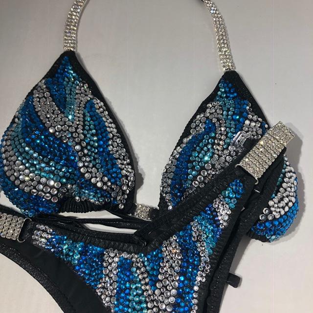 Competition Figure Physique Suit - Black & Blue Rhinestone Crystal Design for Bodybuilding & Fitness Shows | Perfect for Stage Performances & Dance Events