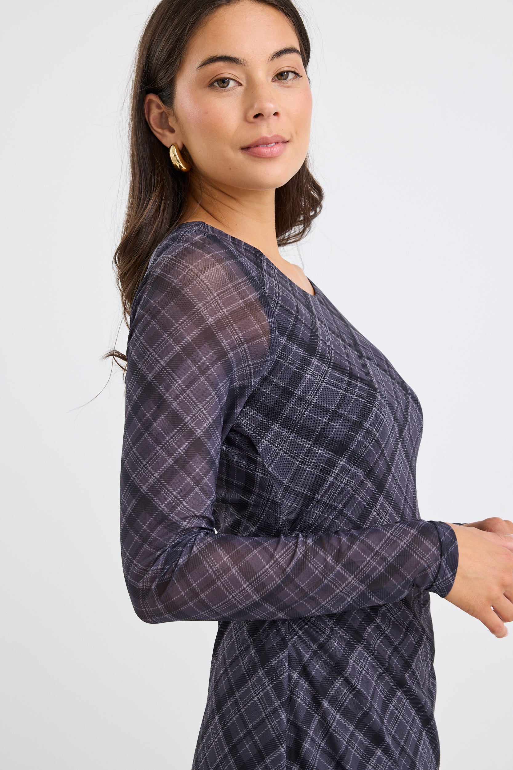 Stylish Gallery Charcoal Check Mesh Long Sleeve Maxi Dress for Women - Perfect for Casual Outings, Date Nights & Summer Beach Wear