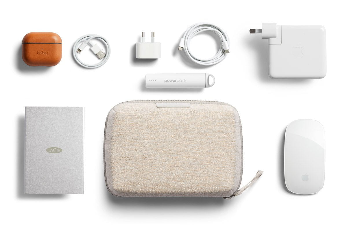 Bellroy Compact Tech Organizer - Slim Travel Cable Pouch for Phones, Chargers & Accessories | Perfect for Business Trips & Daily Commute