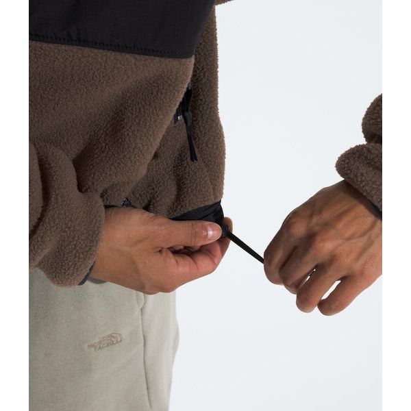 The North Face Women's Retro Denali Jacket - Fleece Lined Water-Resistant Winter Coat for Hiking, Camping & Outdoor Adventures