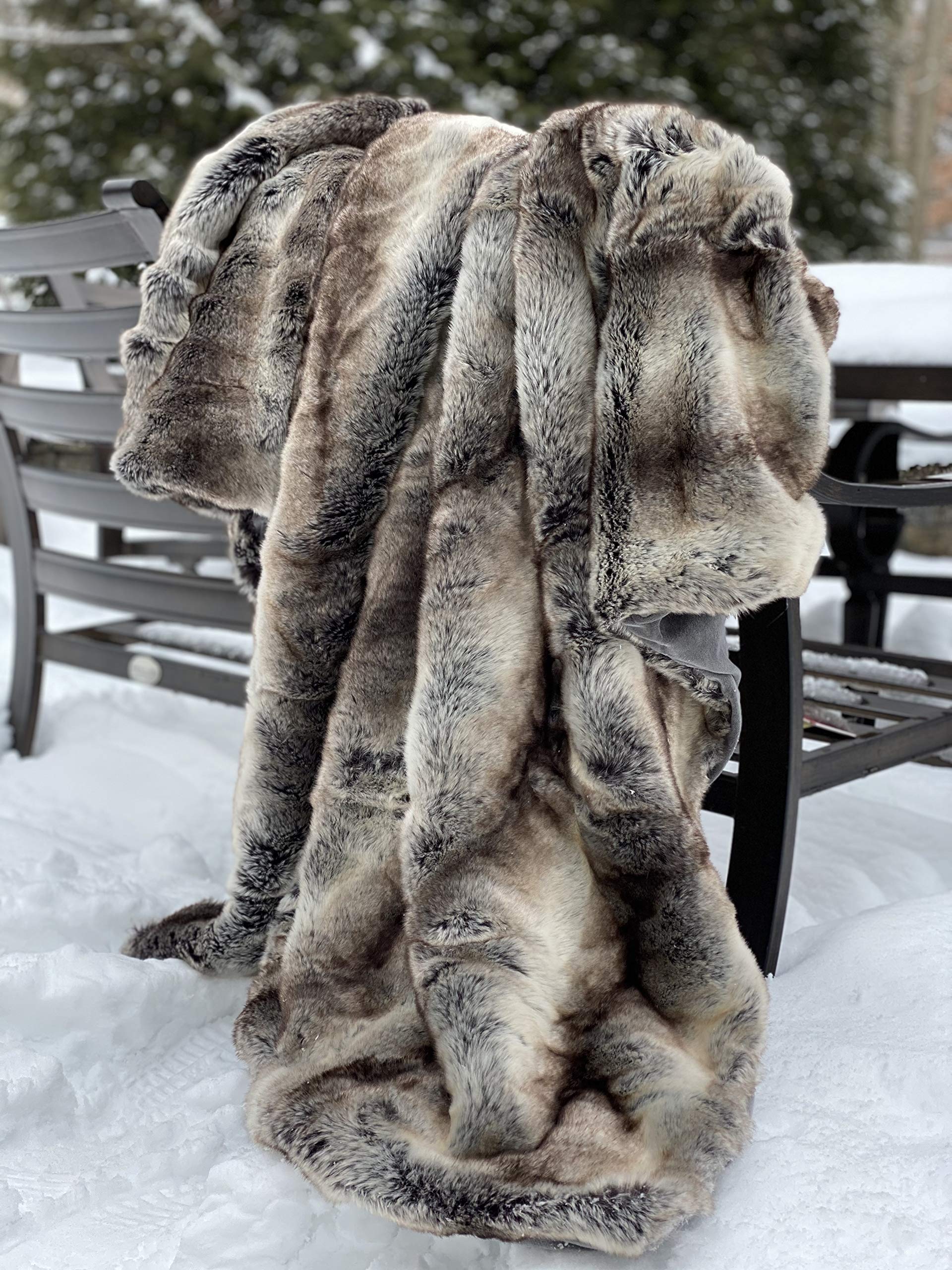 Premium Faux Fur Throw Blanket - Ultra Soft Oversized Reversible Plush Velvet Blanket for Couch, Bed & Sofa - Warm Winter Afghan in Tan Grey Wolf, Cream Mink & Blush Chinchilla - Machine Washable (Blush Chinchilla, X-Long) - Perfect for Living Room Decor, Cozy Nights & Gift Giving