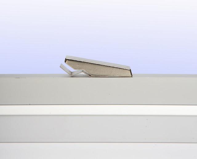 6046 Heavy Duty File Hanging Clamps for Blueprints, Maps & Posters - Secure Document Organizer for Office, Architecture & Construction Workspaces