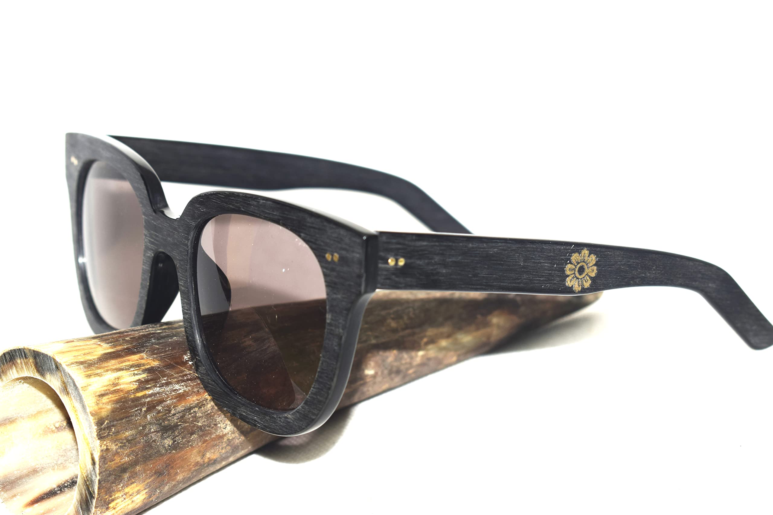 Handmade Water Buffalo Horn Eyeglasses Frame - Premium Handcrafted Women's Glasses - Durable & Stylish Horn Eyewear for Reading, Driving & Fashion Accessories
