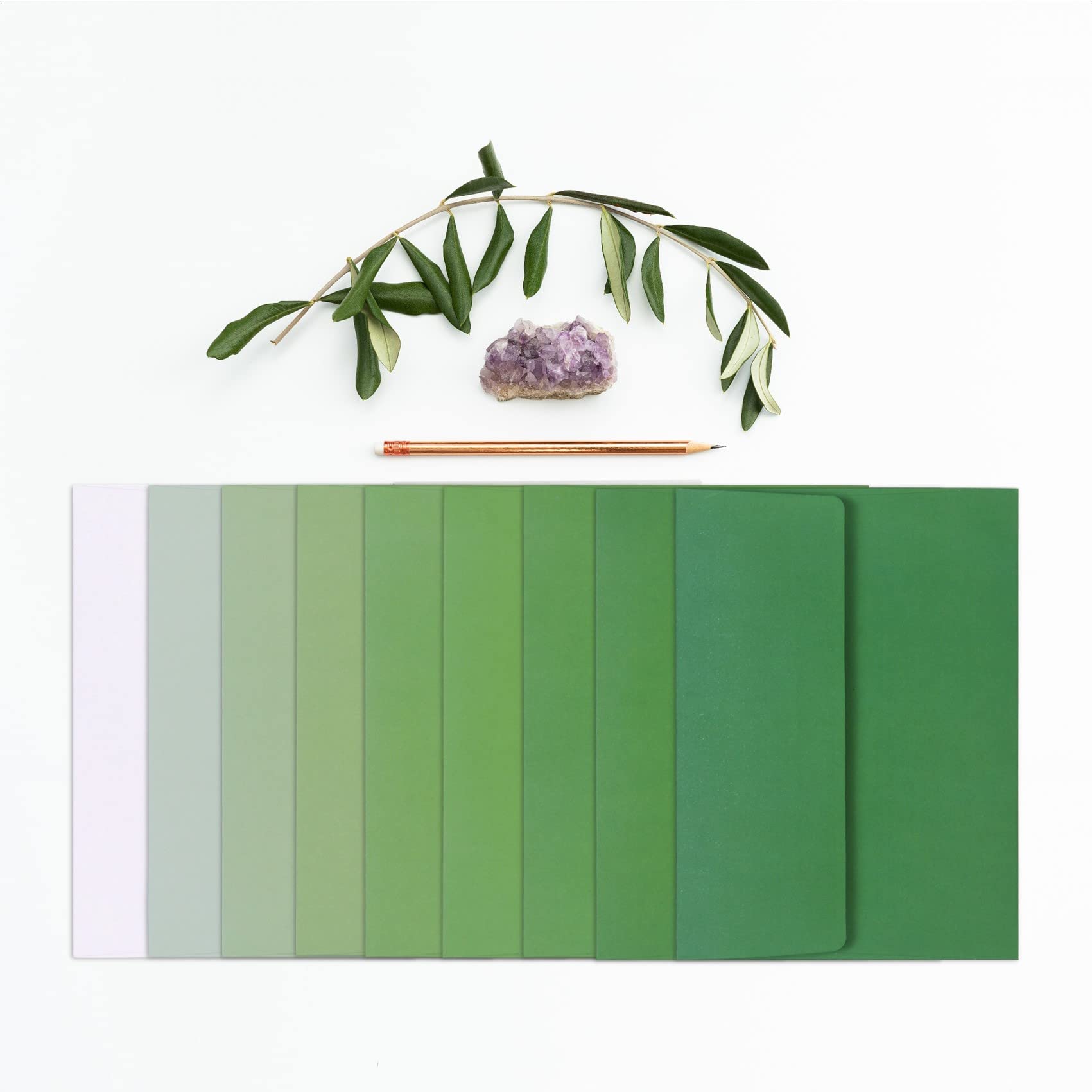 36-Pack Green 5x7 Self Seal A7 Envelopes - Gradient Fade Out Mailing Envelopes for Invitations, Letters, Photos, Thank You Cards, Wedding - Perfect for Business Correspondence, Greeting Cards & Event Stationery