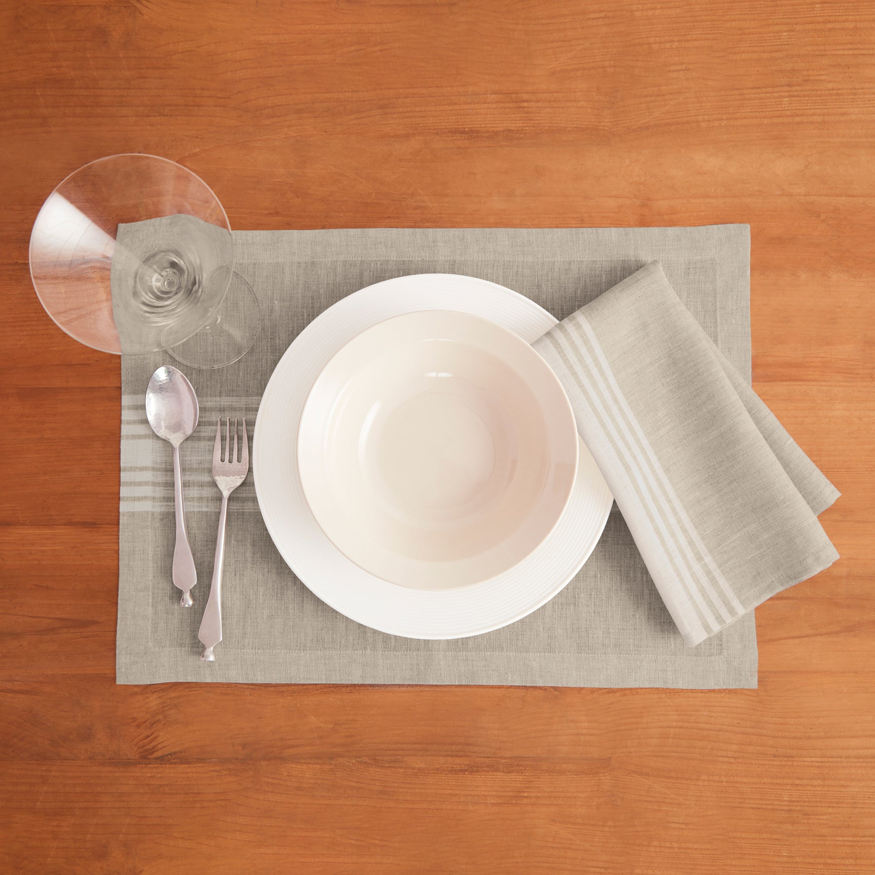 Farmhouse Style Placemats Set of 4 - Rustic Cotton Table Mats for Dining Room, Kitchen & Holiday Decor - Perfect for Thanksgiving, Christmas & Everyday Use