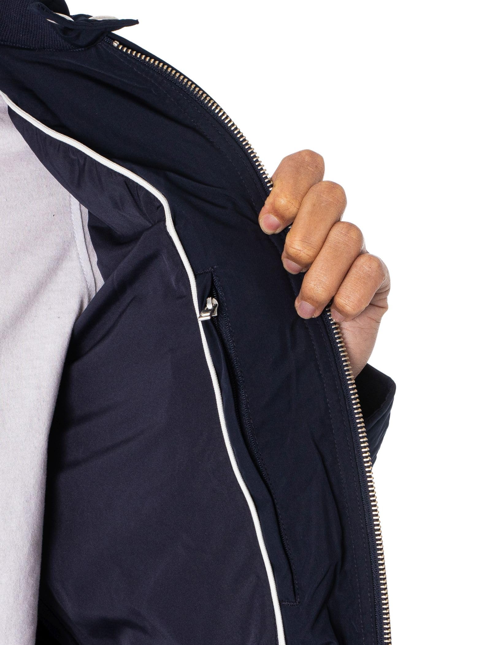 GANT Men's Lightweight Windbreaker Jacket - Water-Resistant, Breathable Outdoor Shell for Hiking, Running & Travel