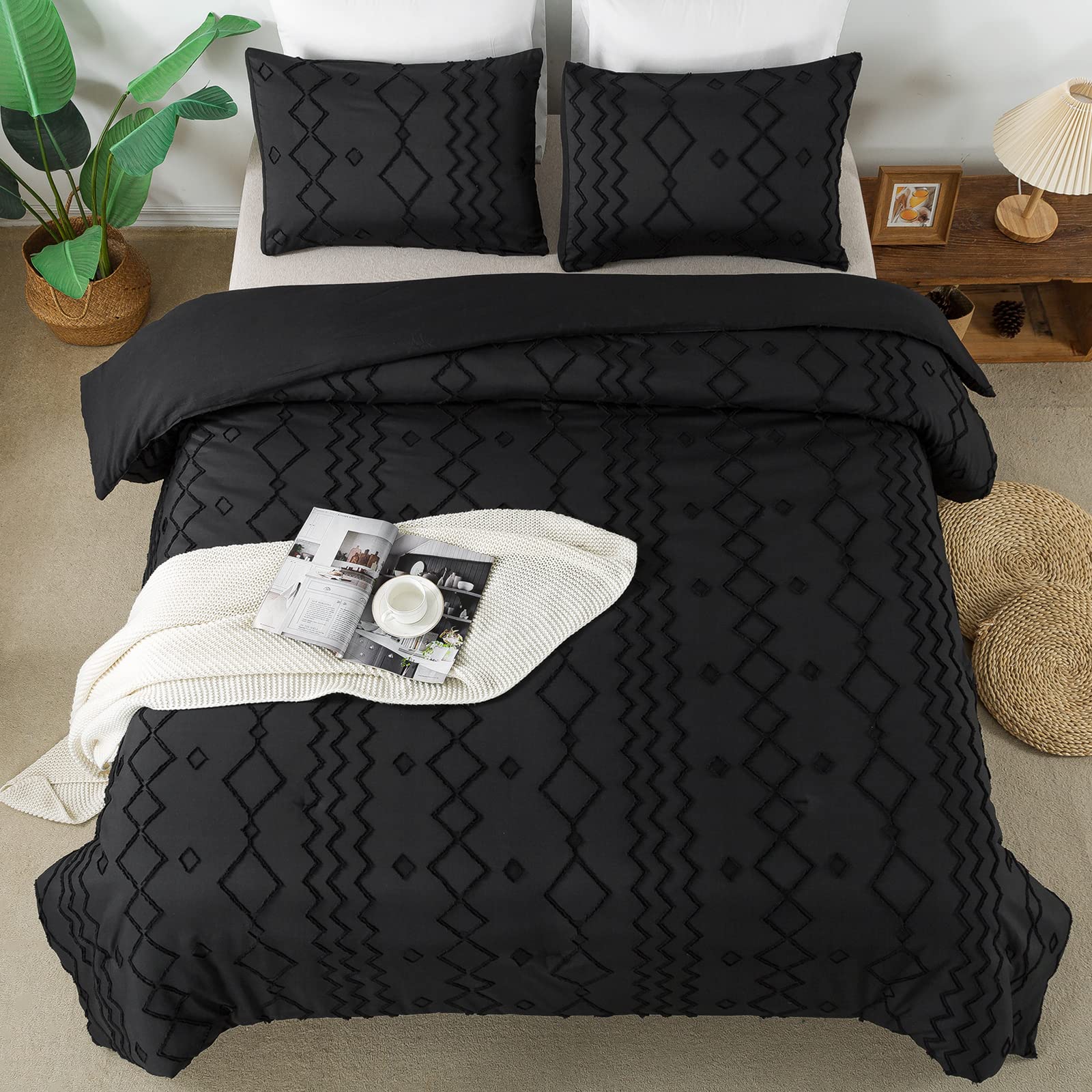 Andency Black Tufted Comforter Set Full Size (79x90 Inches) - 3 Piece Boho Farmhouse Bedding with Geometric Design, Microfiber Down Alternative Comforter & 2 Pillow Shams - Perfect for Guest Rooms, Master Bedrooms & Cozy Farmhouse Decor