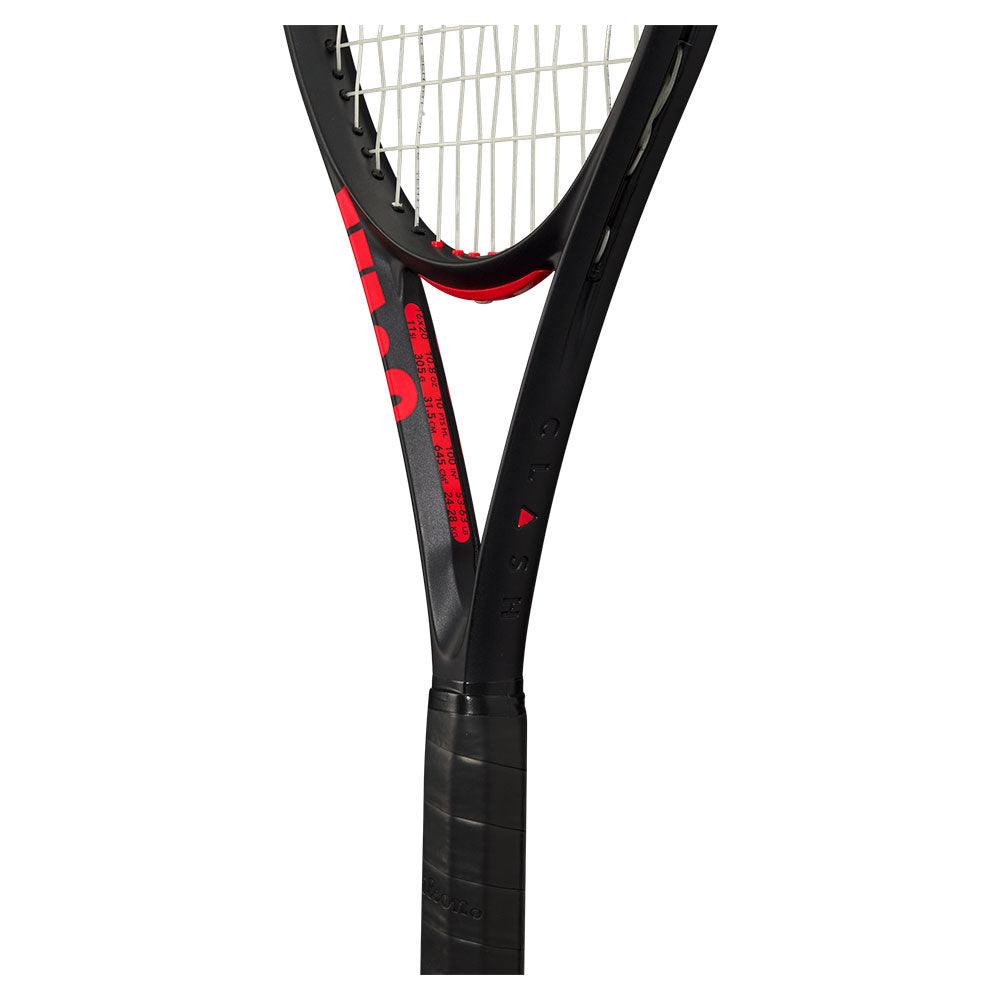 Wilson Clash 100 Pro v3 Tennis Racket - Carbon Fiber Lightweight Performance Racquet for Advanced Players | Perfect for Competitive Matches & Training Sessions