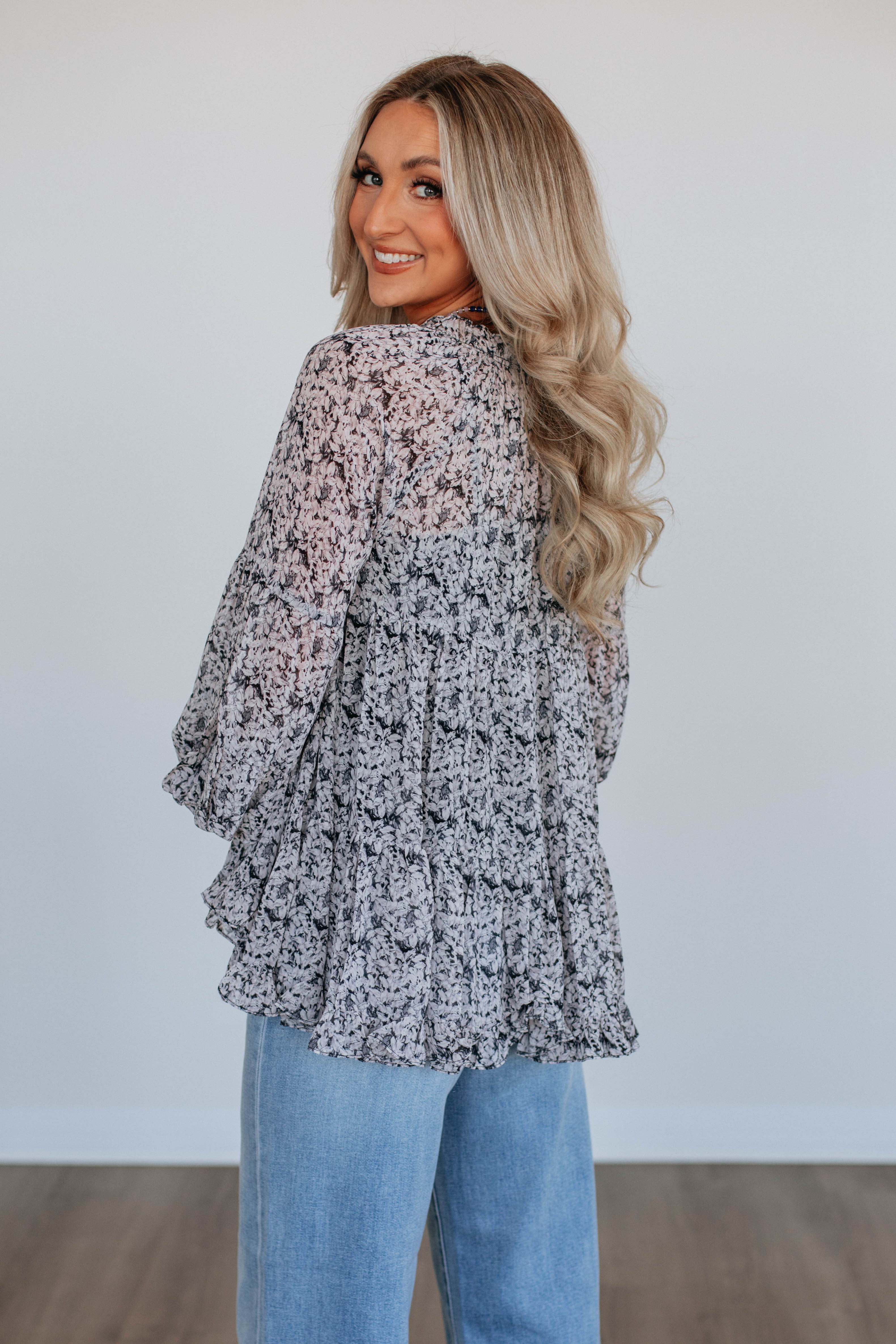 Evalynne Floral Blouse for Women - Elegant Floral Print Tops for Spring & Summer - Perfect for Office, Date Night & Outdoor Events