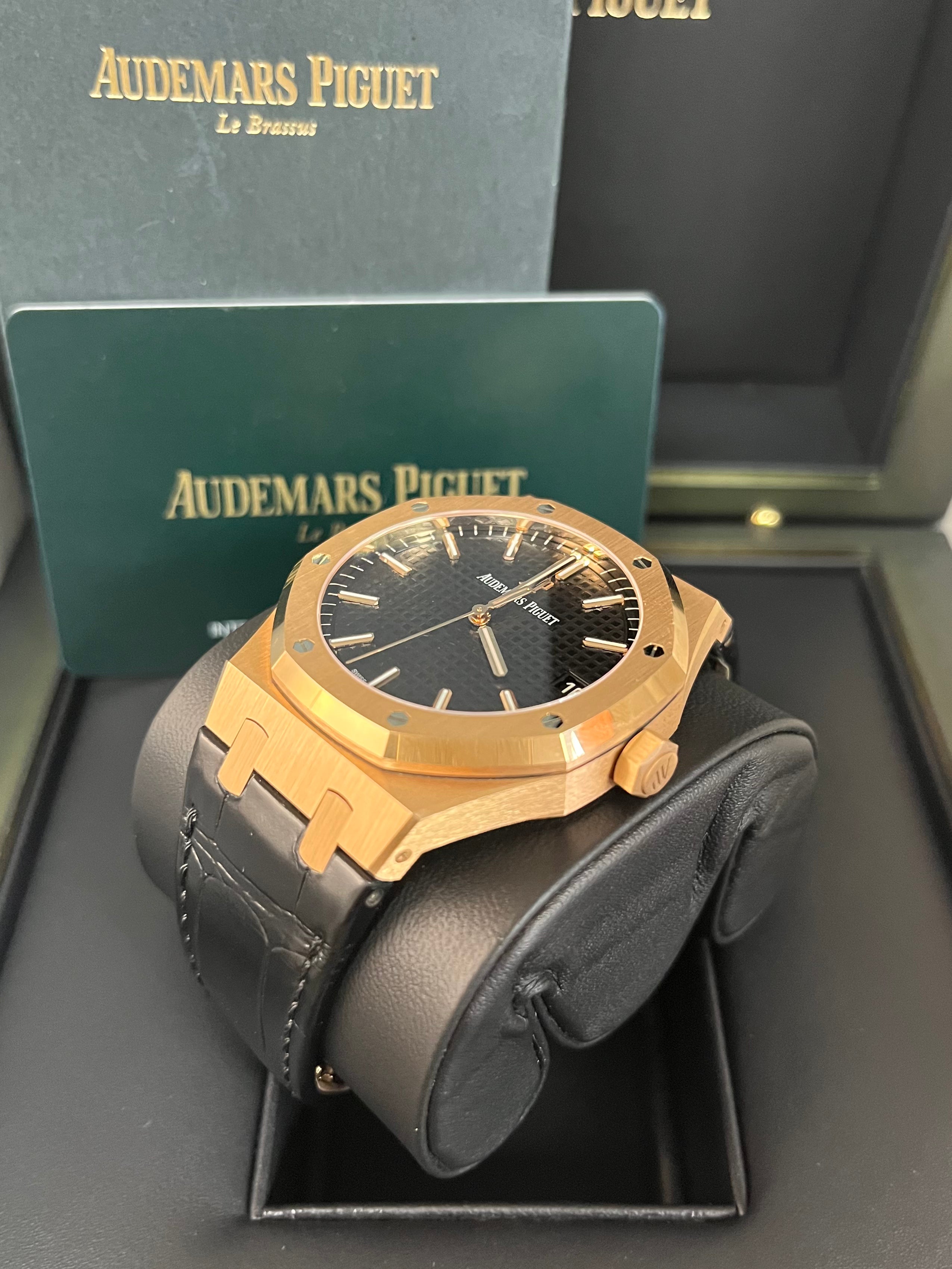 Audemars Piguet Royal Oak Selfwinding Rose Gold Watch with Black Dial & Leather Strap 15500OR.OO.D002CR.01 - Luxury Timepiece for Business Meetings & Formal Events