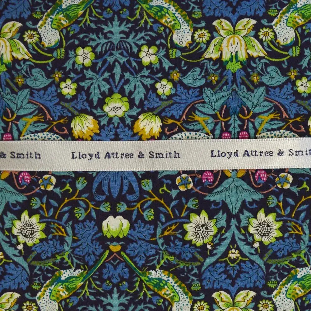 L.A. Smith Green Hank - Premium Liberty Fabric Handkerchief for Men & Women | Perfect for Weddings, Gifts & Everyday Elegance