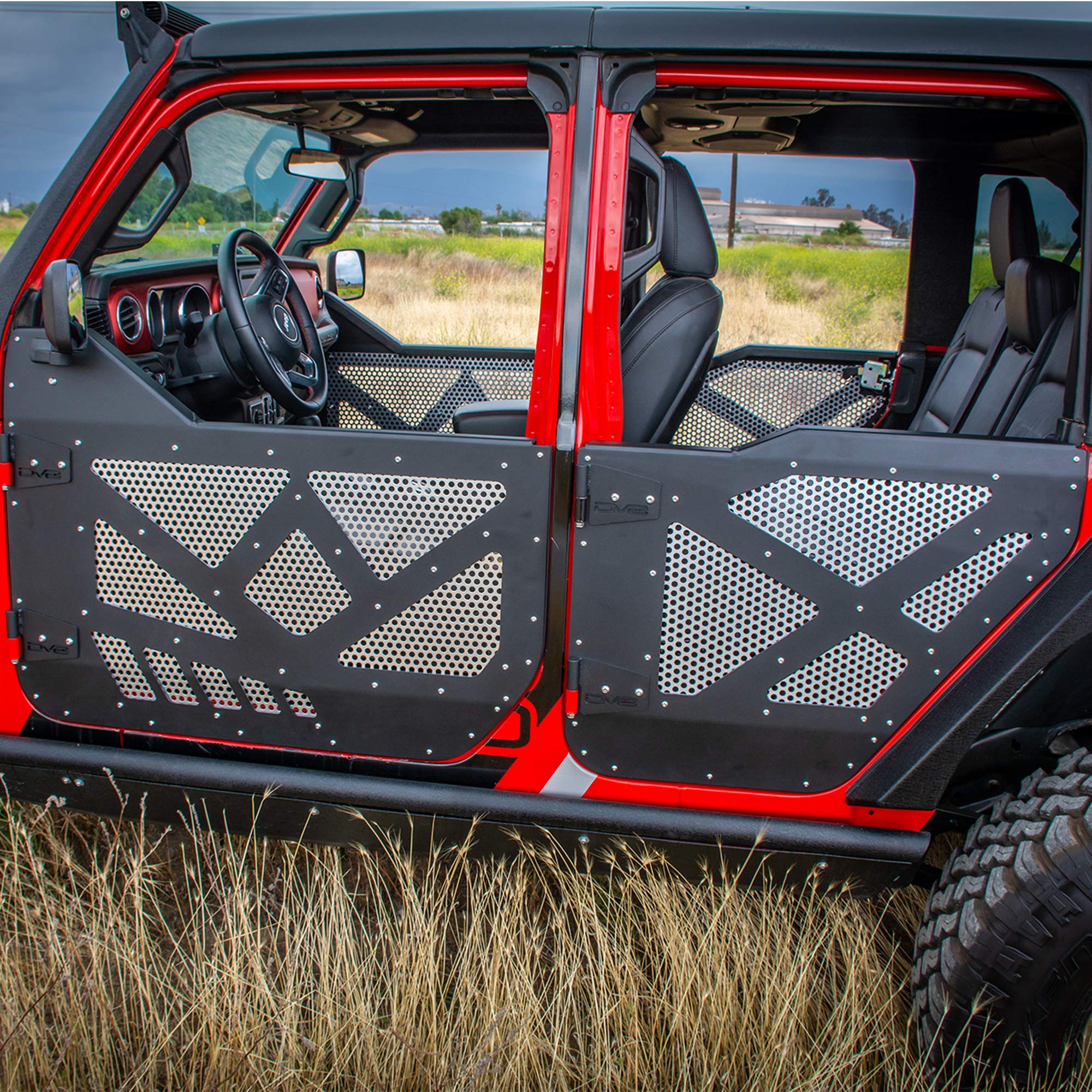 DV8 Offroad Front Half Doors with Aluminum Mesh for 2018-2025 Jeep Wrangler JL & 2020-2025 Jeep Gladiator JT - Front Set with Mirrors, Paintable Mesh Screens & Locking Latches | Perfect for Off-Roading, Beach Driving & Summer Adventures