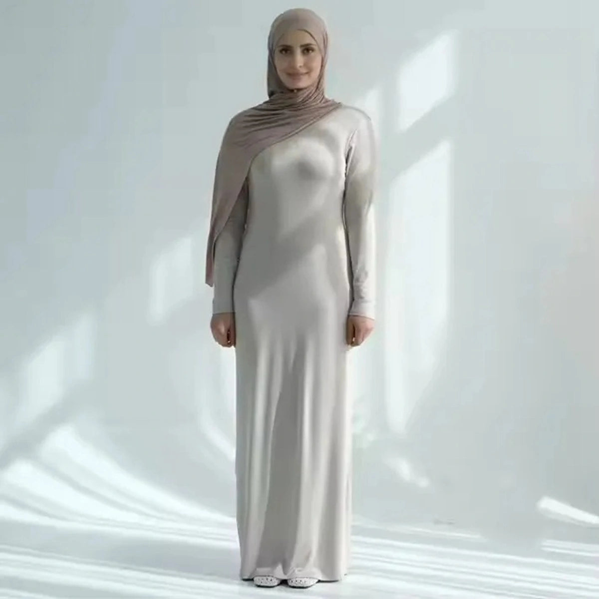 Stretchy Long Sleeve Abaya Inner Underdress Slip - Modest Muslim Prayer Dress for Women - Perfect for Daily Wear, Prayer & Special Occasions