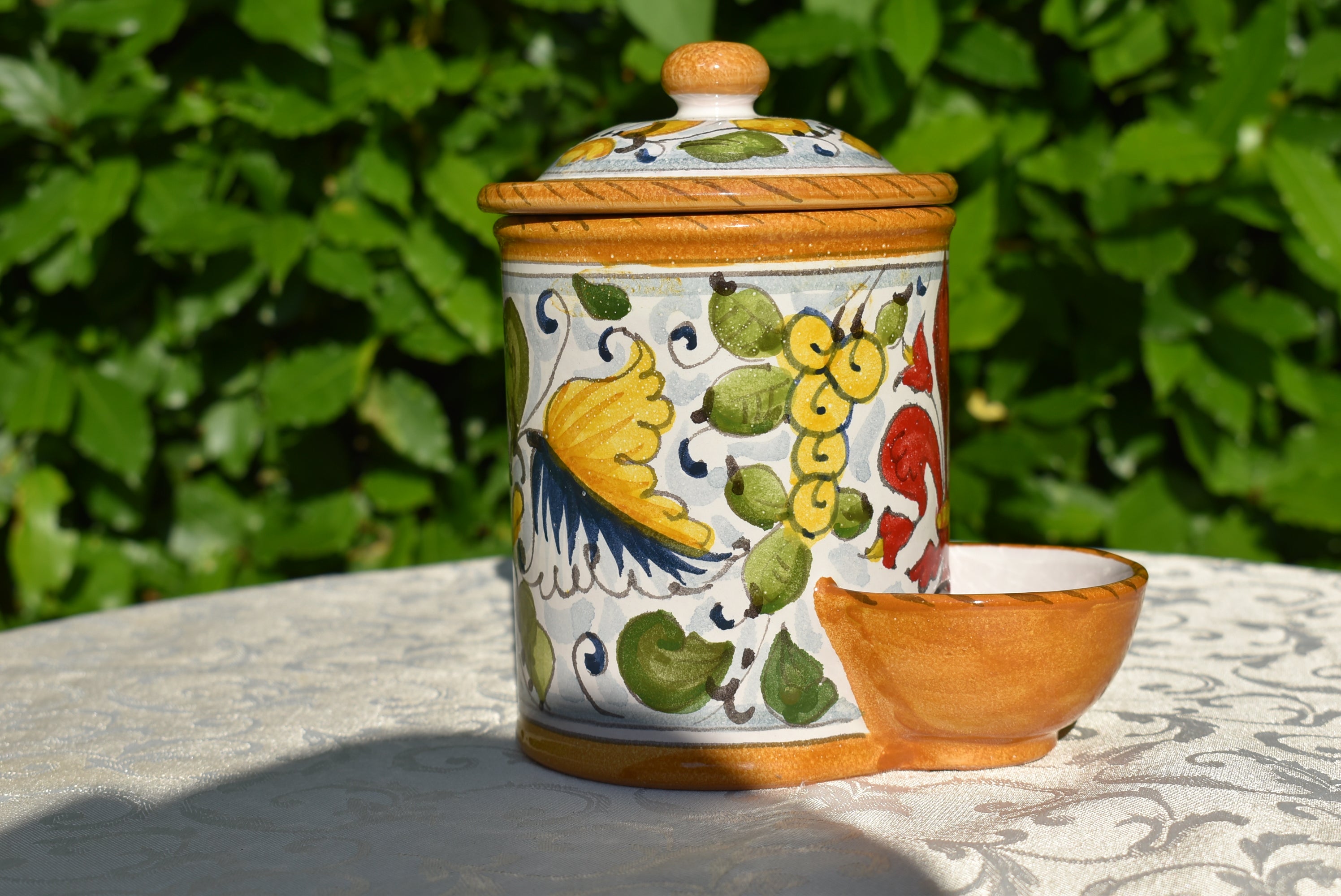 Ceramic Storage Jar with Lid - Airtight Food Container for Kitchen Pantry Organization, Coffee, Tea, Sugar & Dry Goods - Perfect for Home, Restaurant & Cafe Use