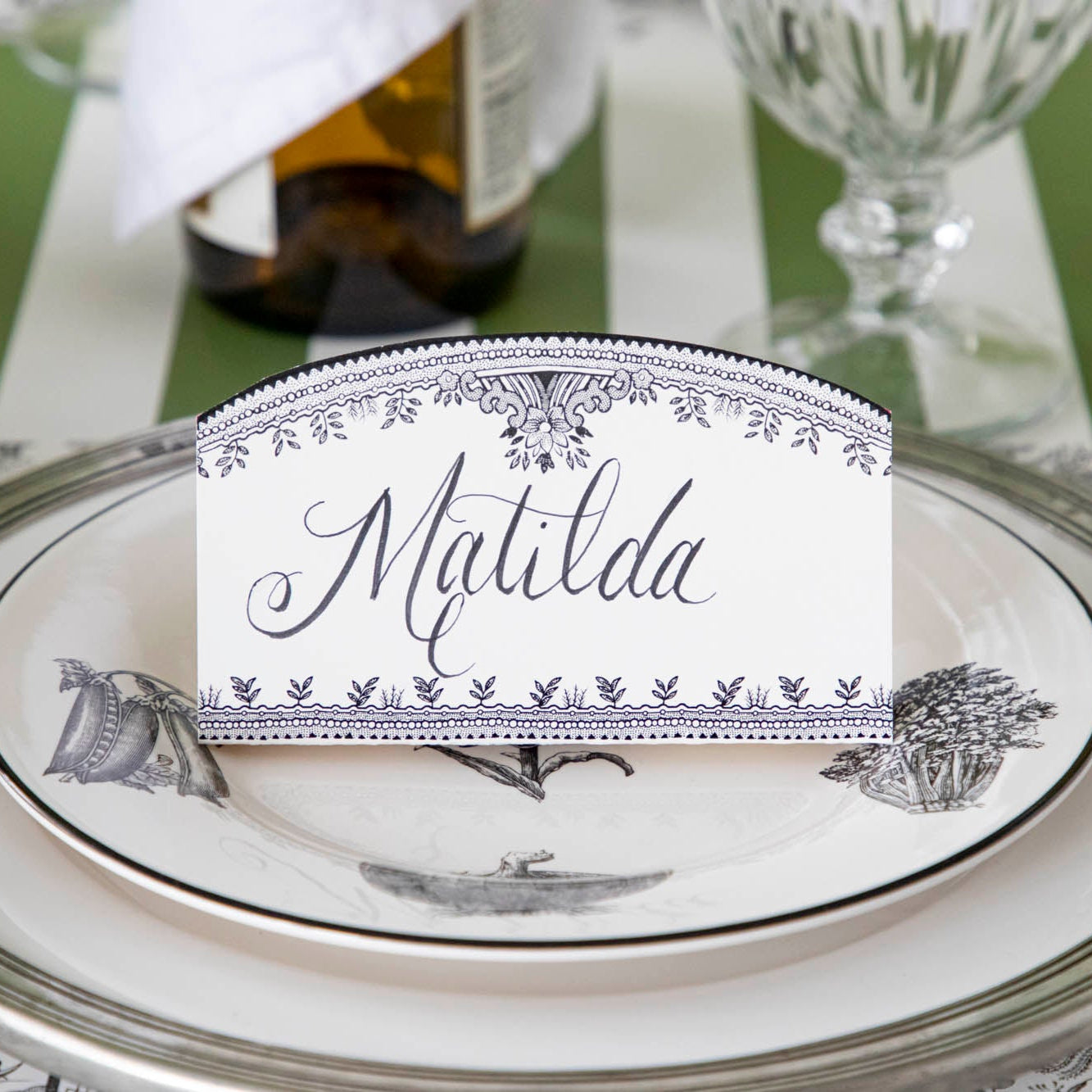 Burleigh Black Place Card Holders - Elegant Wedding & Event Table Name Cards for Seating Assignments - Perfect for Dinner Parties, Bridal Showers, and Formal Gatherings