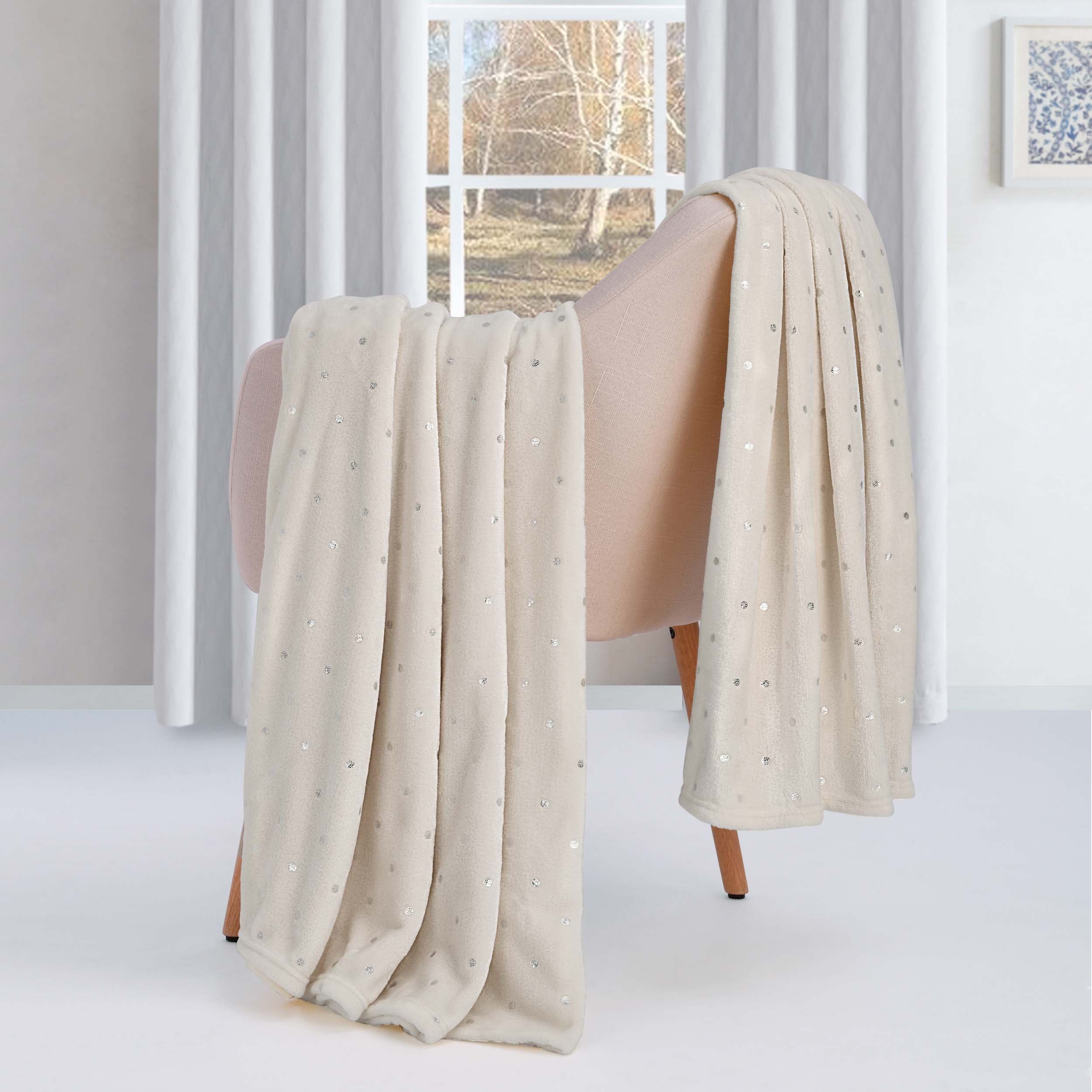 CozySoft Fleece Plush Blanket - Medium Weight, Ultra Soft & Fluffy - Perfect for Sofa, Bed, Couch & Home Decor - Warm Throw Blanket for Winter, Gifts & Cozy Nights