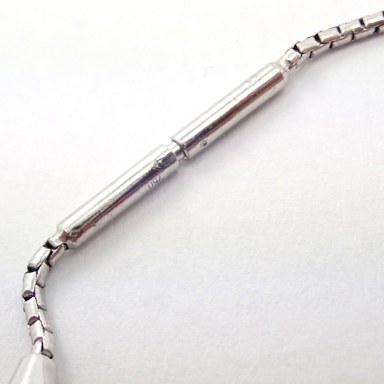 Authentic H. Stern 18k White Gold Diamond Teardrop Bracelet - Luxury Jewelry for Women, Elegant Gift for Anniversary & Special Occasions