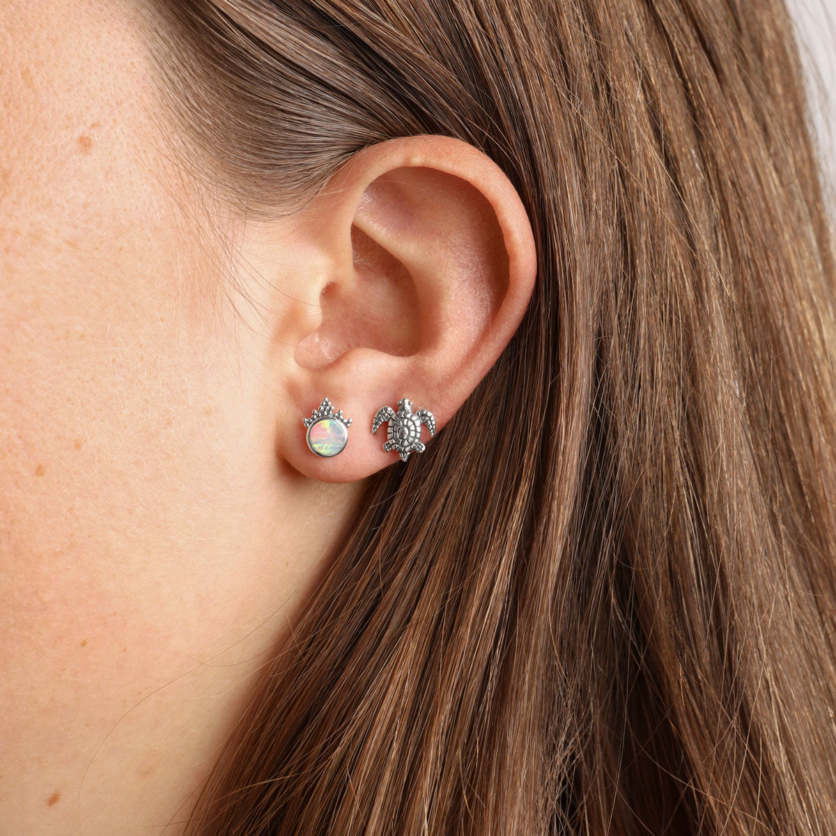 Sea Turtle Stud Earrings for Women - Hypoallergenic Stainless Steel Ocean Animal Jewelry - Perfect for Beach Vacations, Summer Outfits & Gifts