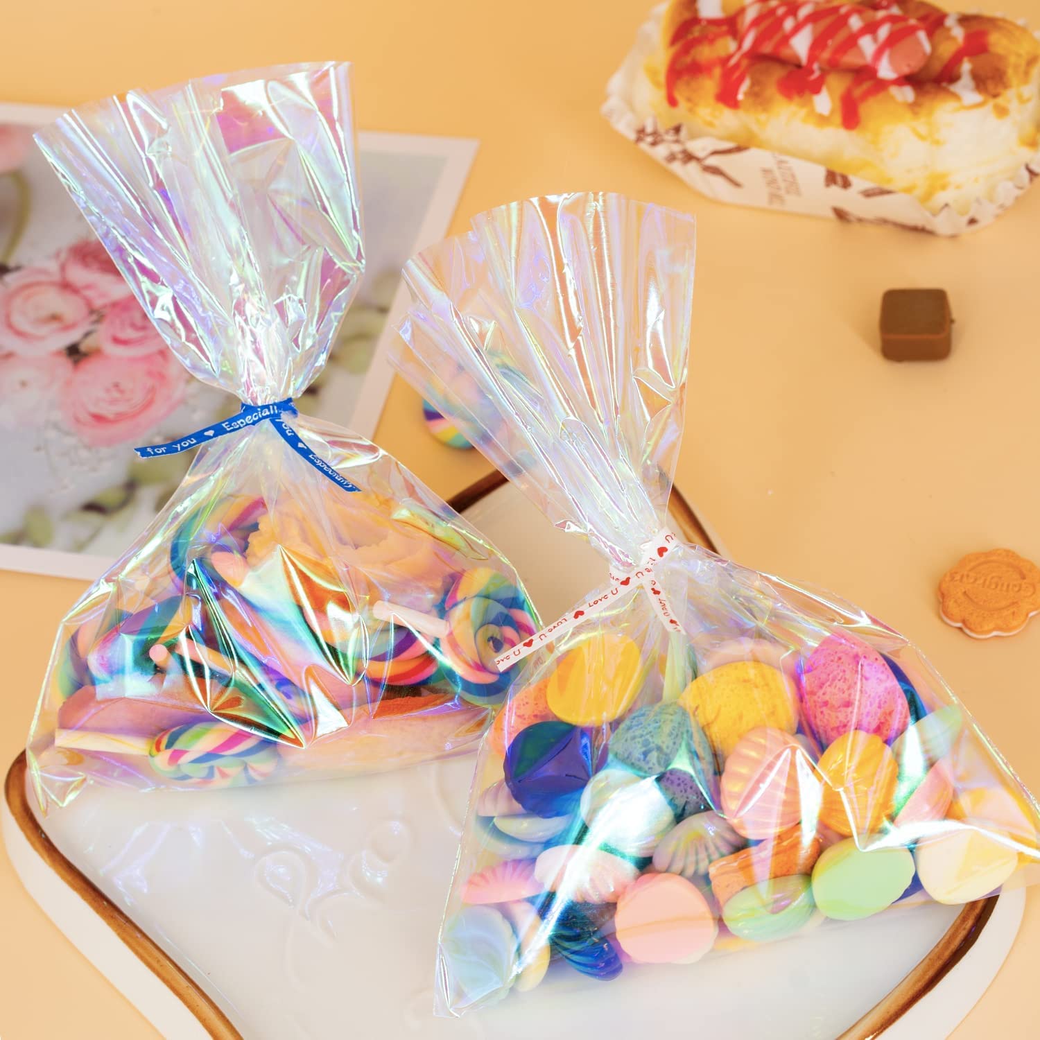 100 Pcs 3x5 Inch Iridescent Holographic Cellophane Treat Bags with Twist Ties - Clear Goodie Bags for Candy, Party Favors, Birthday, Halloween, Christmas, Weddings & Baby Showers - Perfect for Gift Wrapping, Dessert Packaging & Event Decorations