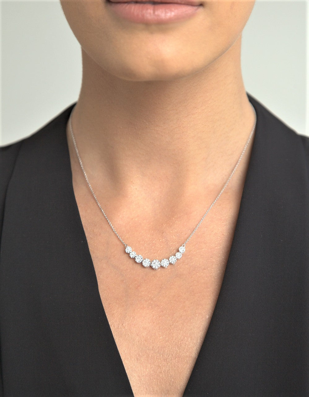 14K Gold Diamond Cluster Necklace for Women - 0.100cttw Round Cut Sparkling Pendant Jewelry - Perfect for Anniversary Gifts, Valentine's Day & Special Occasions