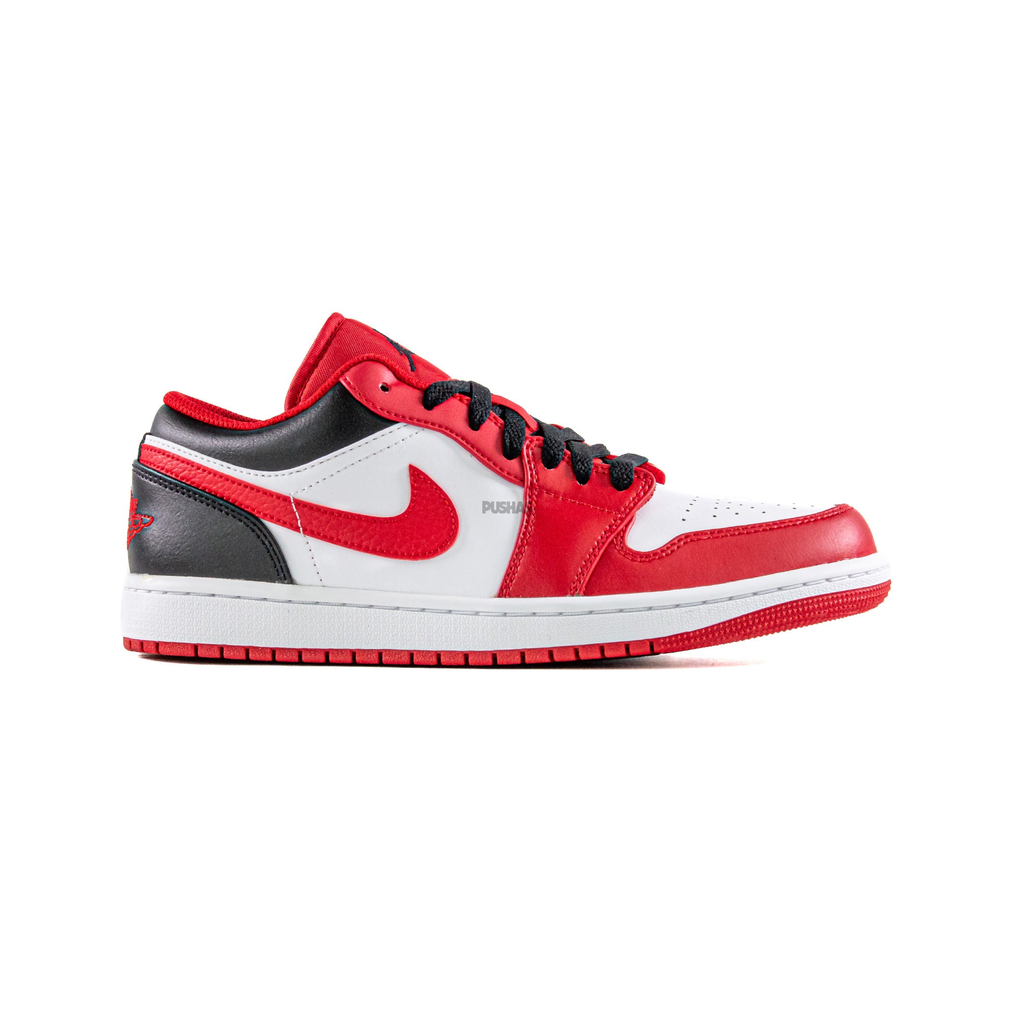 Air Jordan 1 Low 'Bulls' Basketball Shoes 2022 Edition - Men's Retro Sneakers for Casual Wear & Street Style