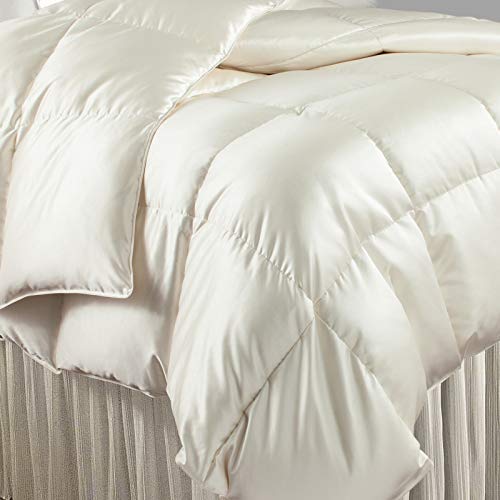 Luxurious Silk Satin King/Cal King Comforter - 300 GSM Down Alternative Bedding | Box Stitched Design | Ultra Soft & Fluffy | Hotel Quality Quilt | Machine Washable (Olive) - Perfect for Master Bedrooms, Guest Rooms & Cozy Winter Nights