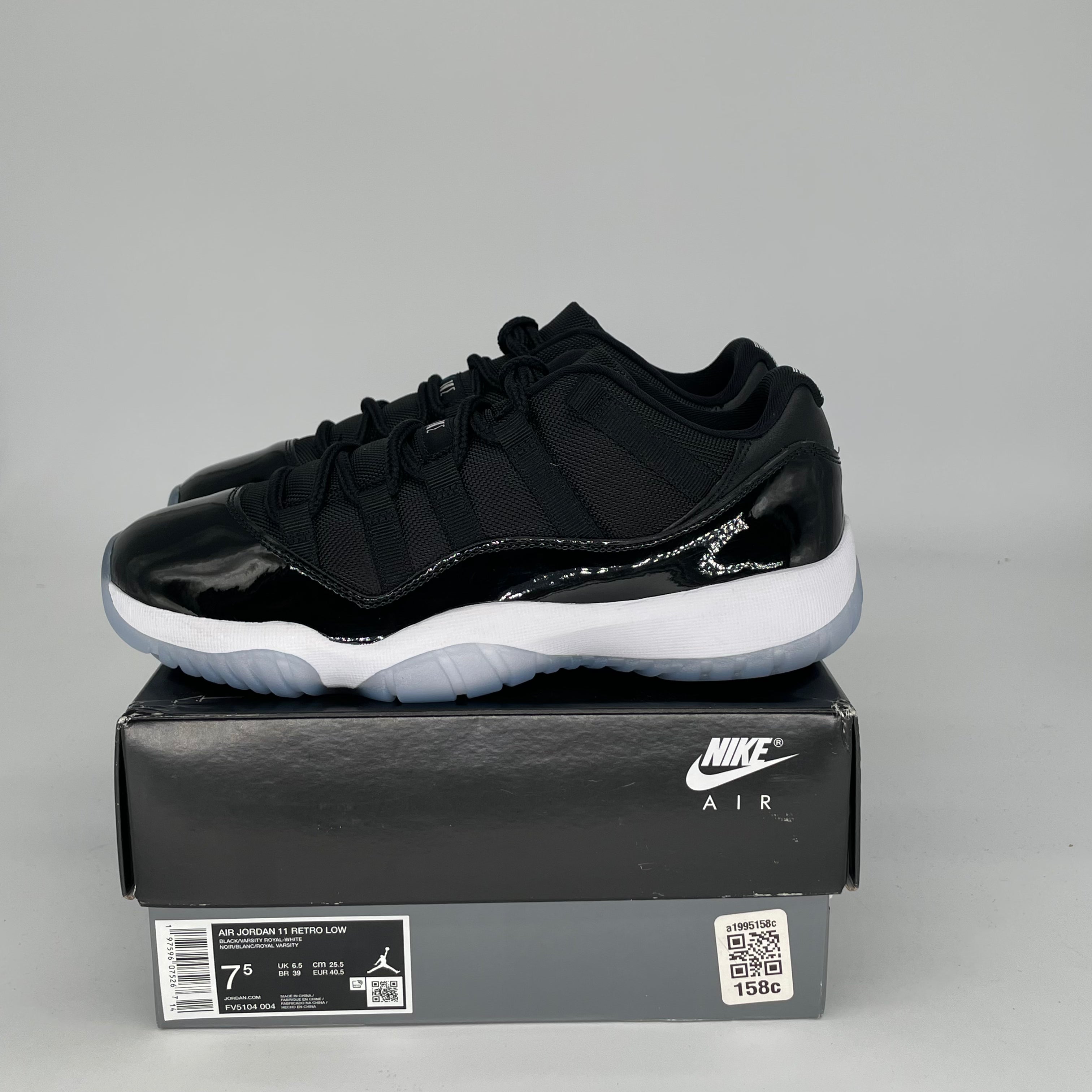 AIR JORDAN 11 LOW SPACE JAM Basketball Shoes Men's Size 7.5/9W - Black/White FV5104-004 | Retro Sneakers for Casual Wear & Court Performance