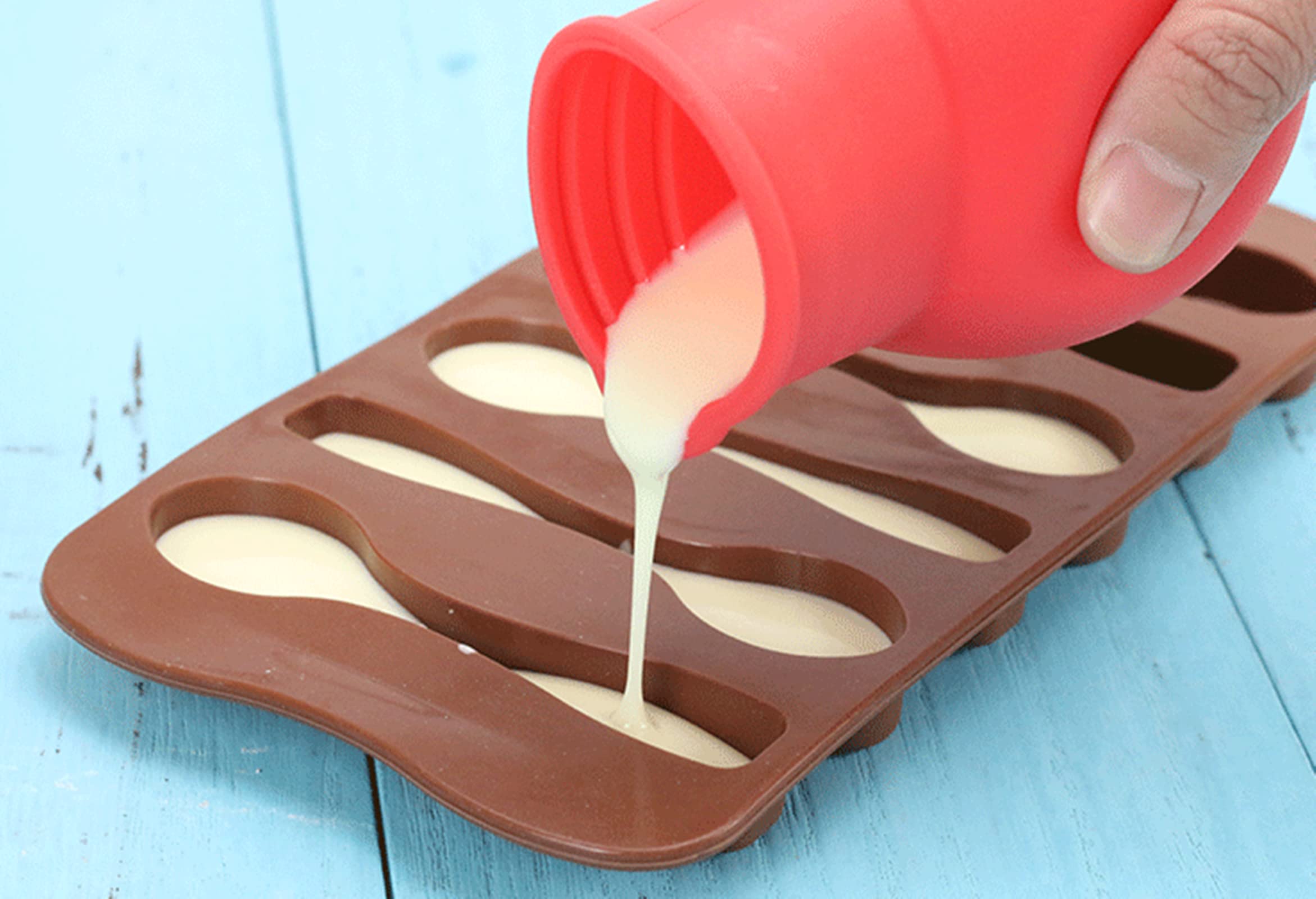 3-Piece Silicone Chocolate Melting Pot Set - Microwave Safe Butter & Sauce Warmer - Baking & Candy Making Pouring Tools (Black) - Perfect for DIY Desserts, Cake Decorating & Hot Chocolate Preparation