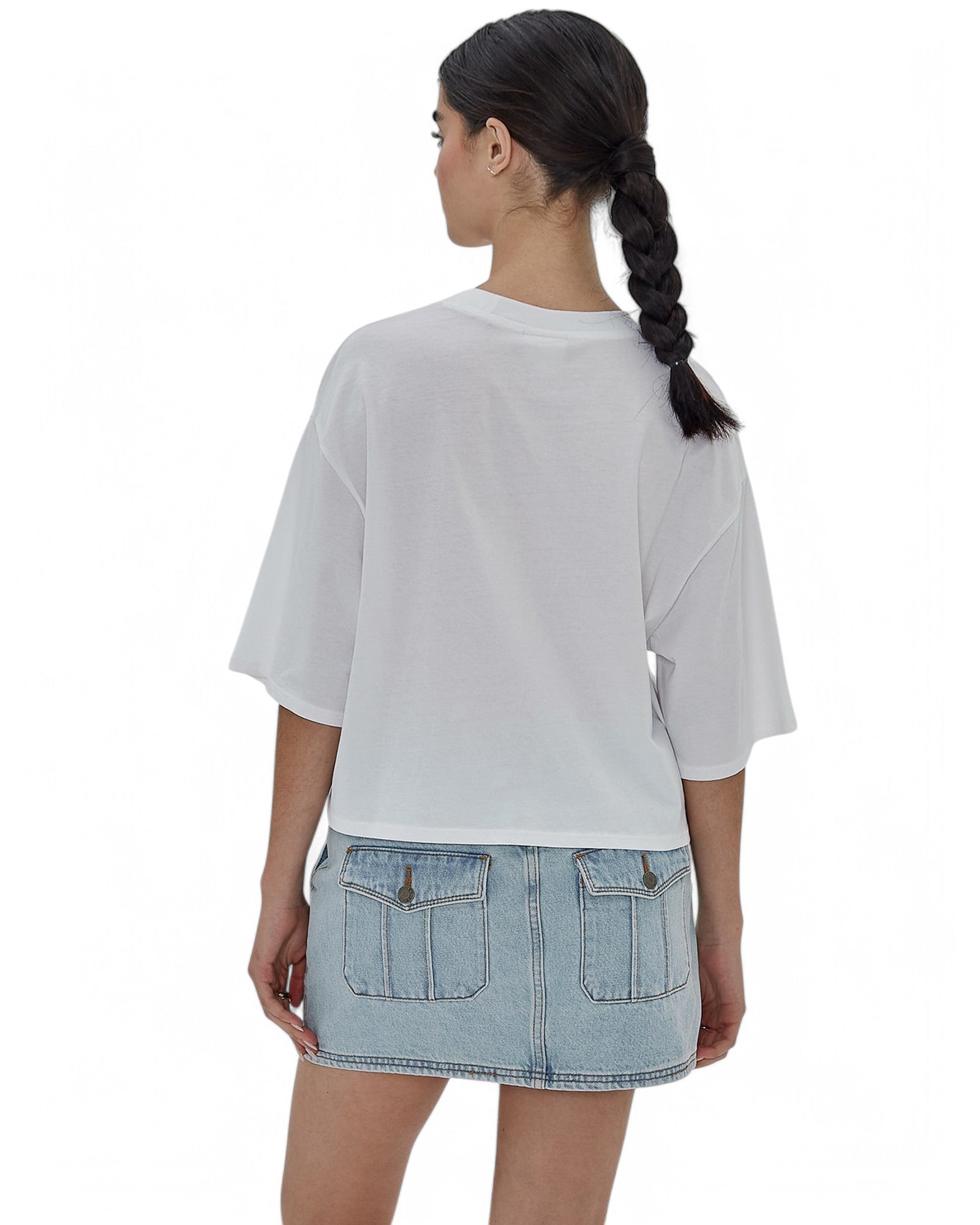 GUESS Originals Vintage Triangle Boxy Tee - Retro Graphic T-Shirt for Men & Women | Casual Streetwear & 90s Fashion | Perfect for Everyday Wear, Outings & Vintage Style Outfits