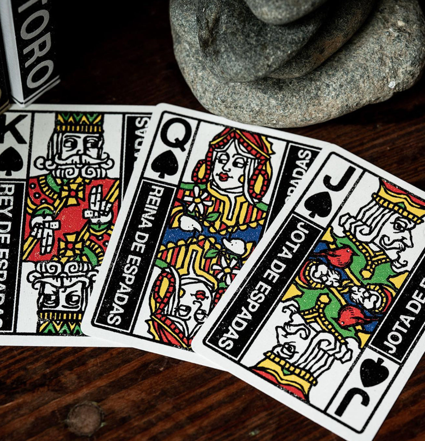 El Toro Premium Playing Cards - High-Quality Poker Cards for Magic Tricks, Card Games & Collectibles - Perfect for Poker Nights, Casino Parties & Family Gatherings
