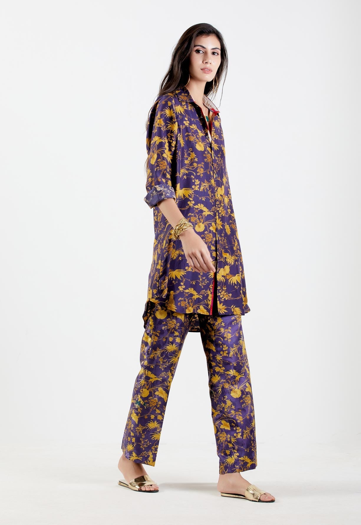 Luxury Oversized Silk Twirt Shirt for Women - Gold Twill Fabric - Perfect for Casual Wear, Office Outfits & Evening Events