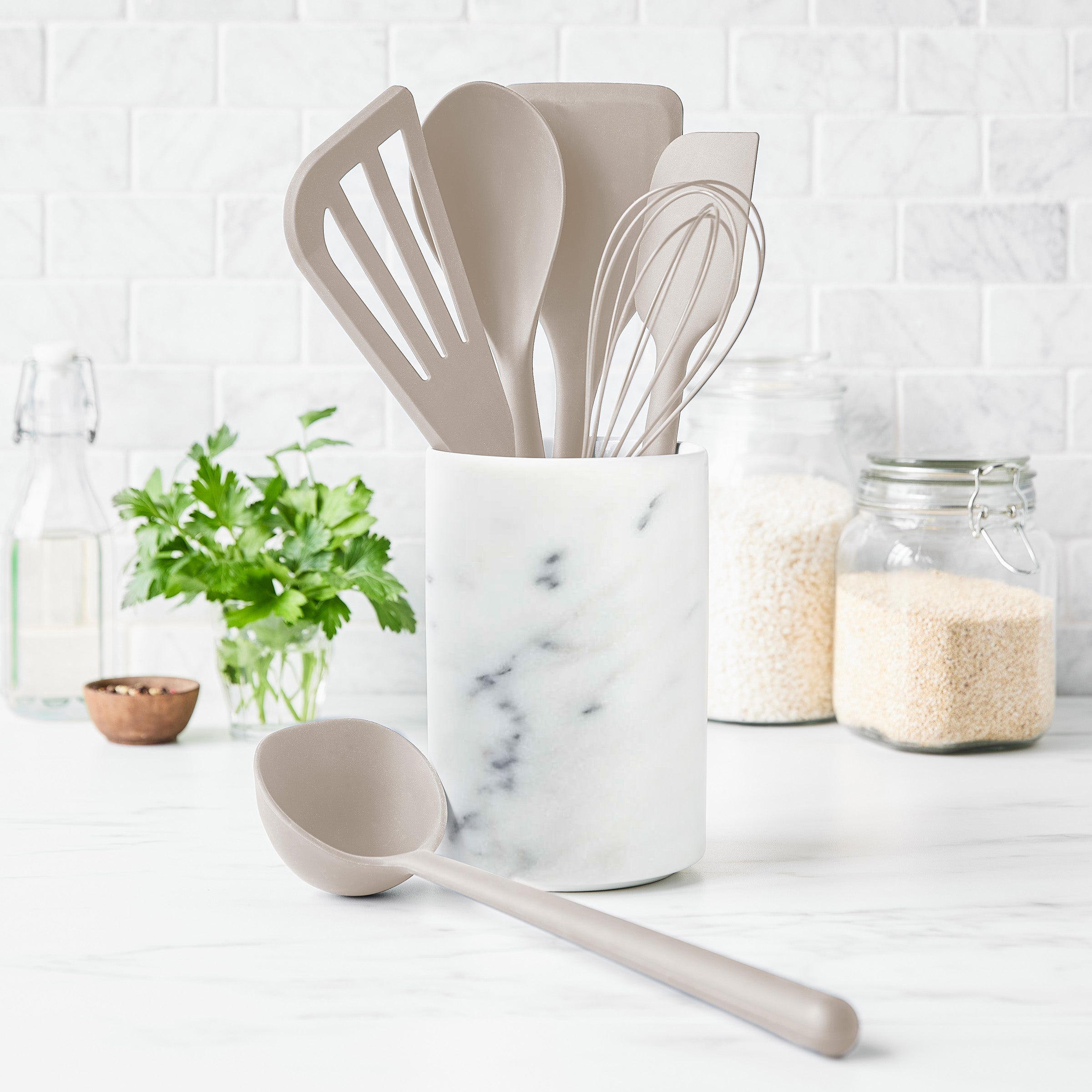 Premium Platinum Silicone 7-Piece Kitchen Utensil Set with Non-Slip Crock - Heat Resistant & BPA Free Cooking Tools in Elegant Taupe | Perfect for Baking, Cooking, and Serving | Dishwasher Safe