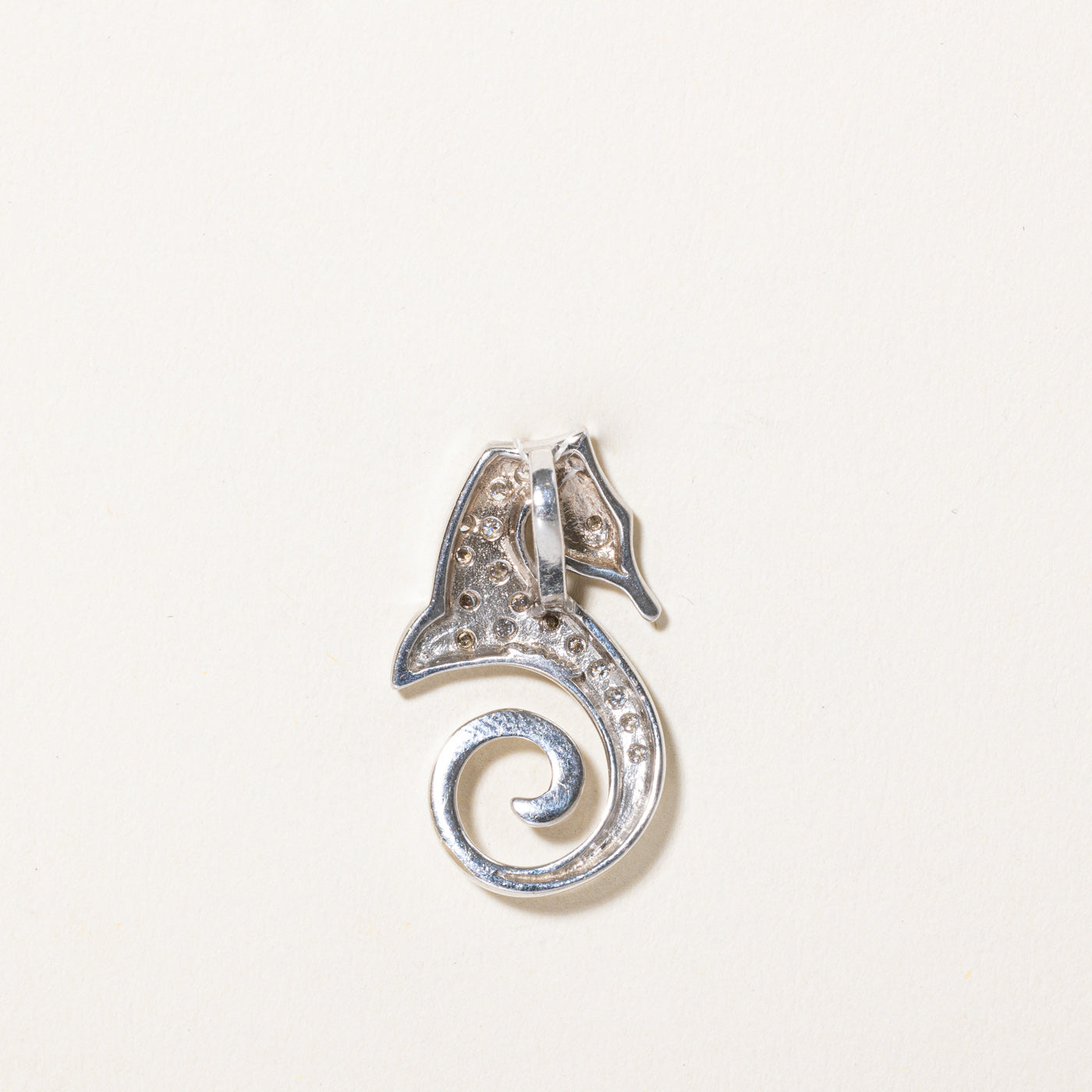 Diamond Sea Horse Pendant Necklace | 0.27 Carat Total Weight (CTW) | 14K White Gold | Elegant Jewelry Gift for Women | Perfect for Beach Weddings & Ocean-Themed Parties