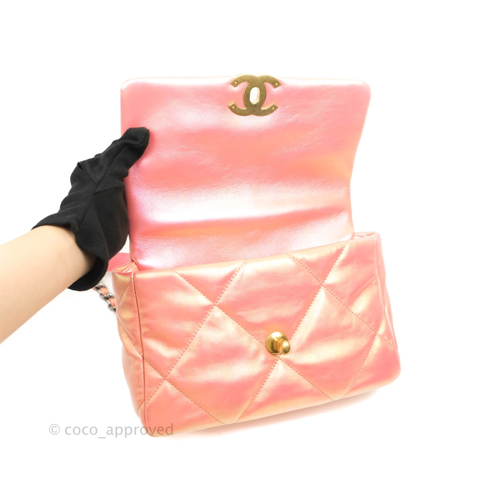 Chanel 19 Small Handbag in Metallic Pink with Mixed Hardware - Luxury Crossbody Bag for Women, Perfect for Date Night & Special Occasions