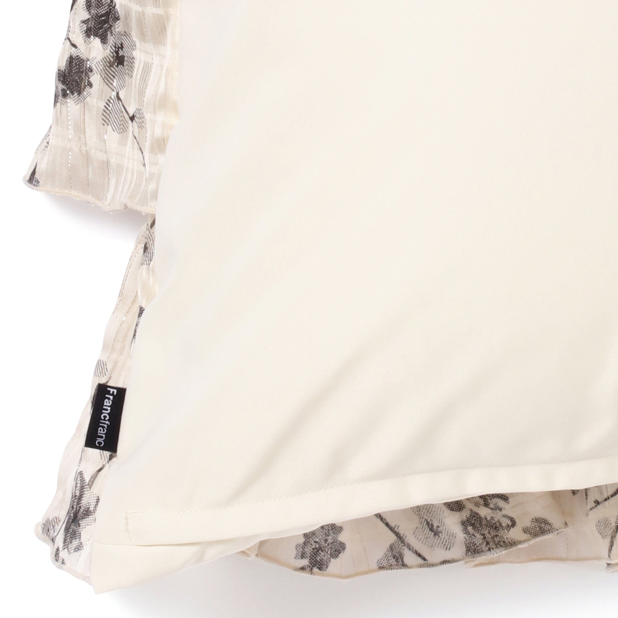 450x450mm Floral Frill Cushion Cover - Ivory & Black Patterned Pillow Case for Sofa, Bed, Living Room Decor