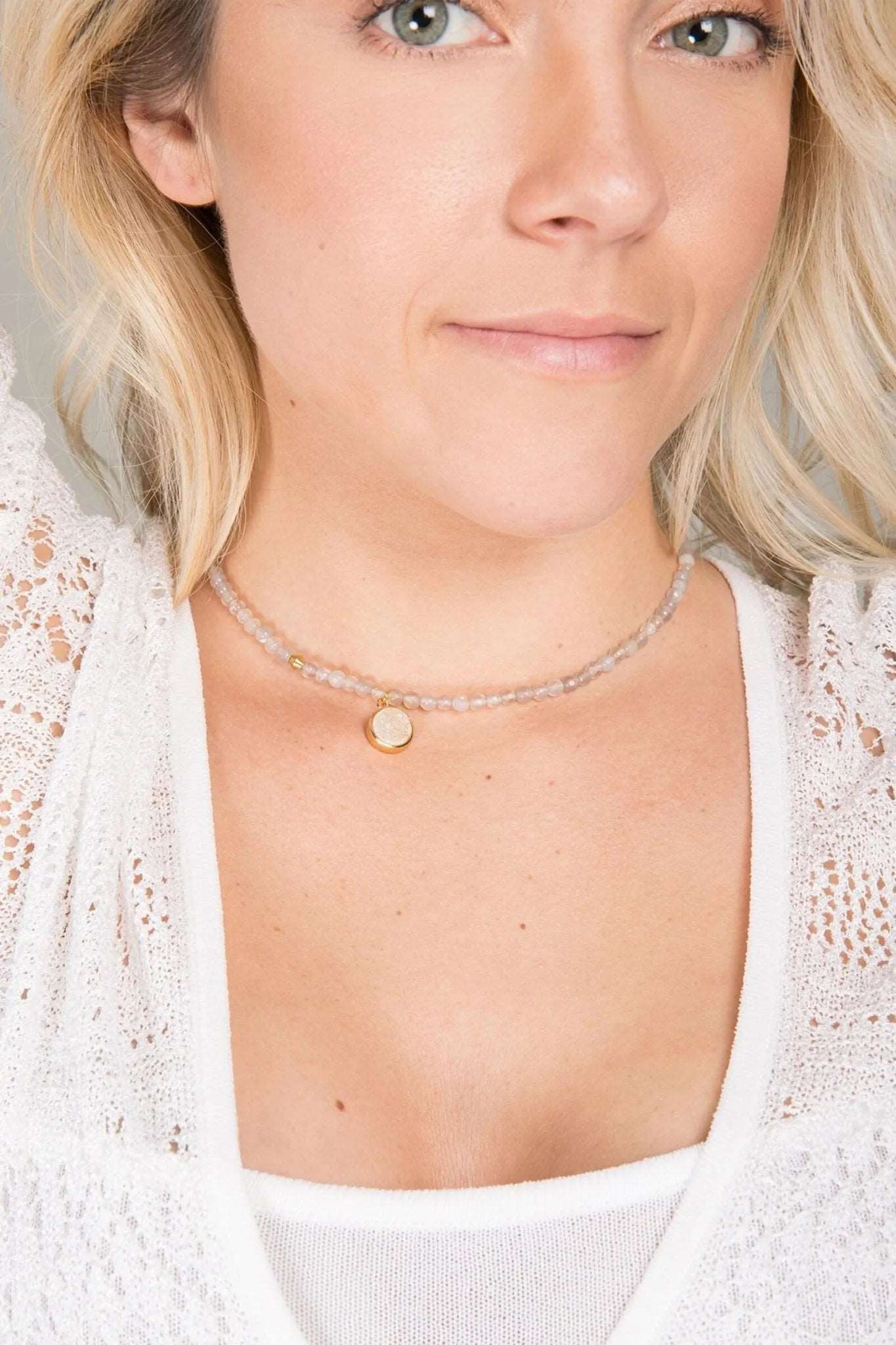 Natural Agate Gemstone Beads Necklace with Druzy Pendant - Elegant Boho Jewelry for Women, Perfect for Weddings, Parties & Everyday Wear