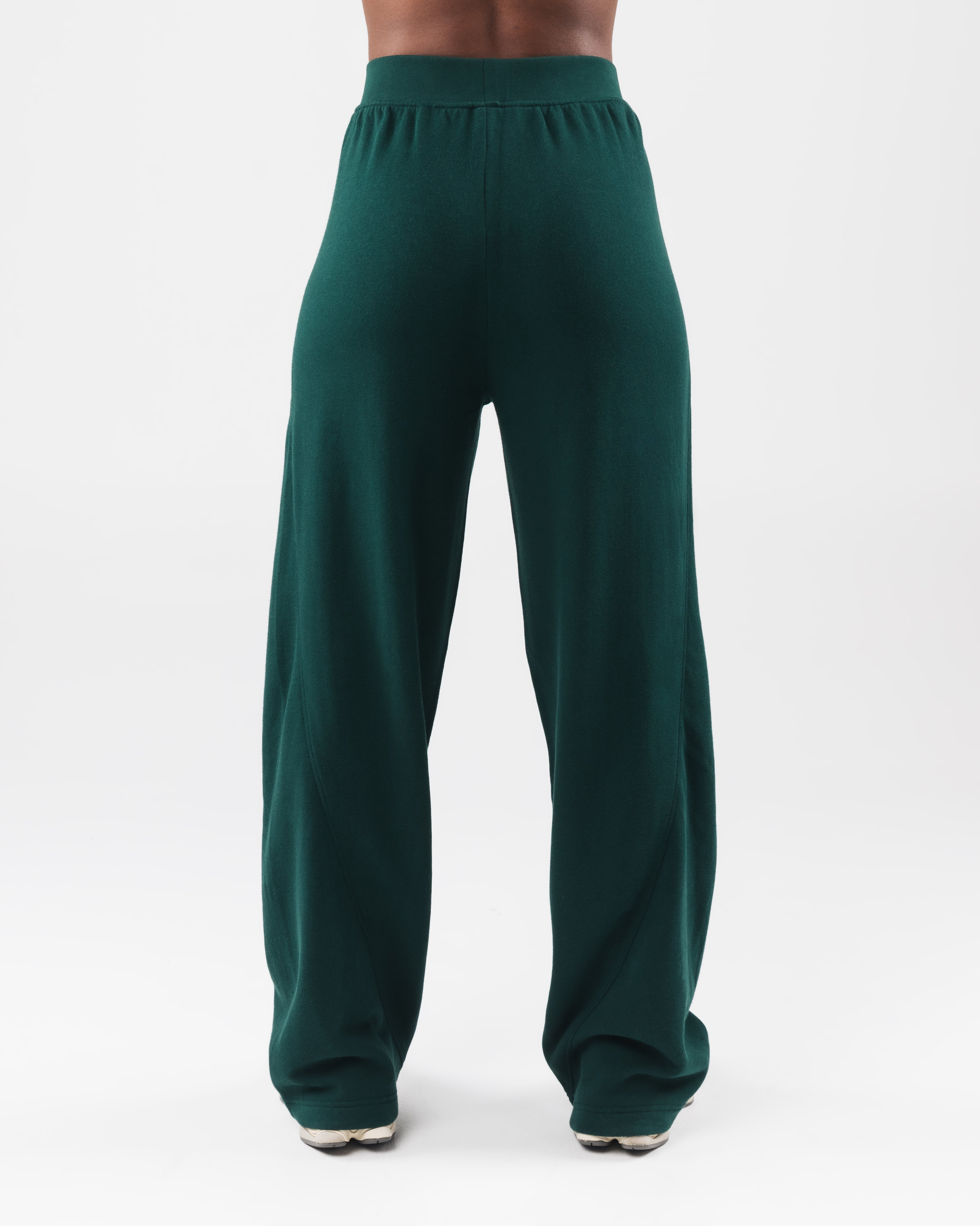 Cozy Fleece Sweatpants for Women & Men - Soft Winter Joggers with Elastic Waistband - Perfect for Lounging, Yoga & Cold Weather Comfort