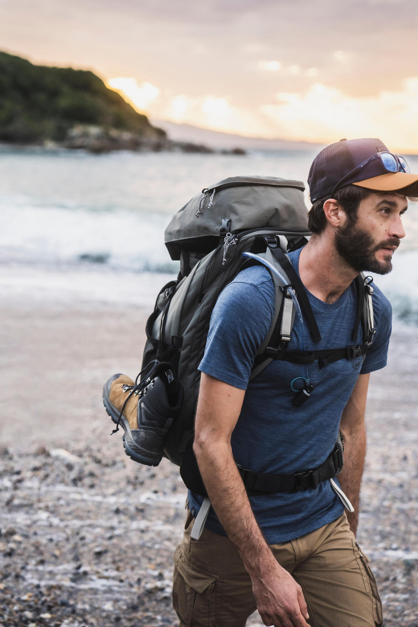 Simond Men's Travel 500 Merino Wool T-Shirt - Lightweight & Odor-Resistant Travel Shirt for Hiking, Camping & Outdoor Adventures